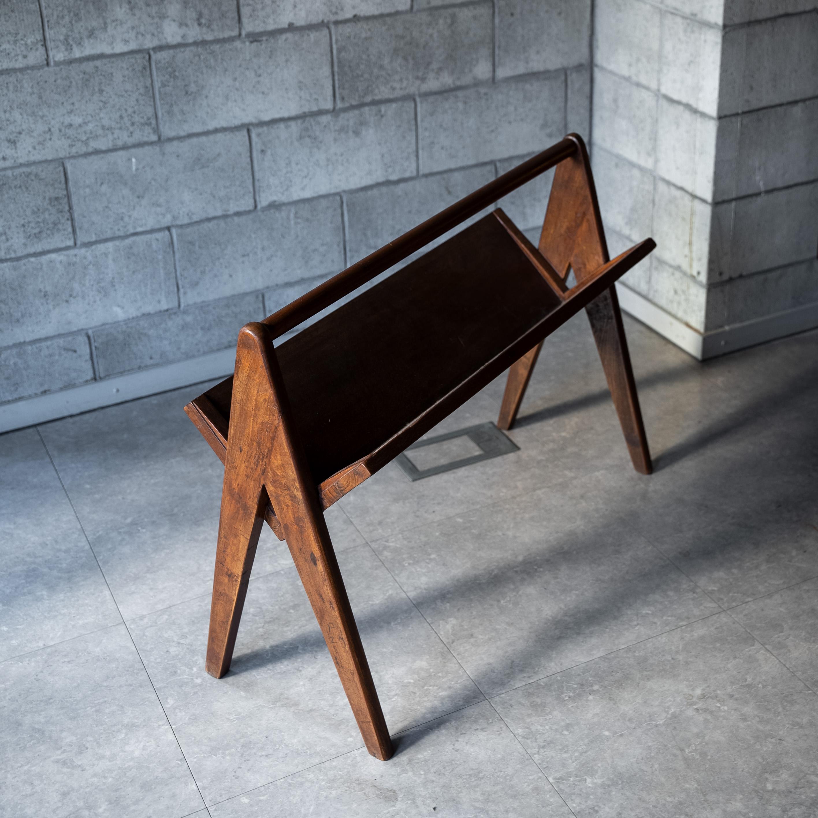 Portariviste di  Pierre Jeanneret in vendita 7