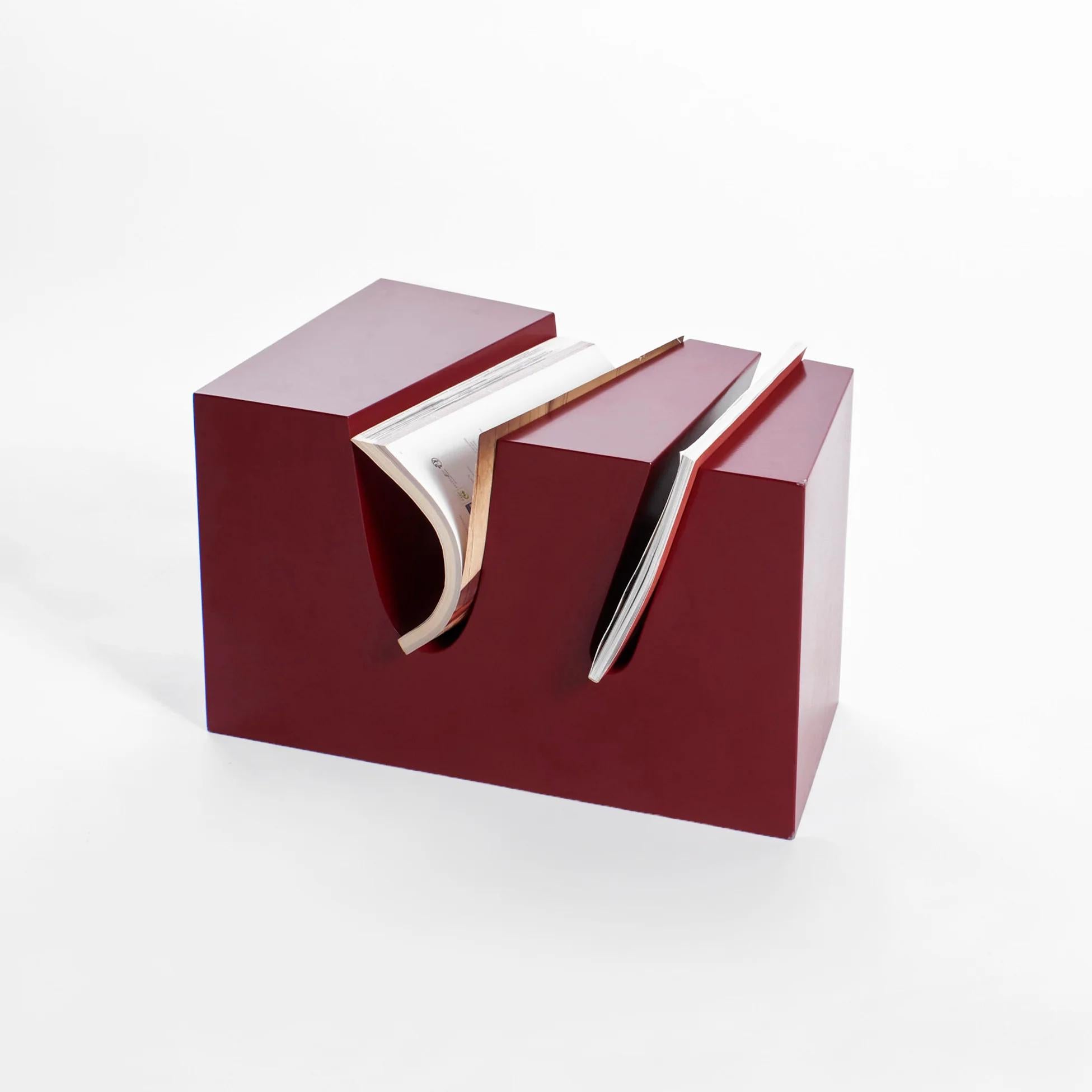 Magazine Rack by Project 213A
Dimensions: W 31.5 x D 52 x H 30.5 cm
Materials: Powder Coated Metal

The asymmetrical shape of this magazine rack makes this piece an eye-catching addition to your interior. It can be used as an additional side