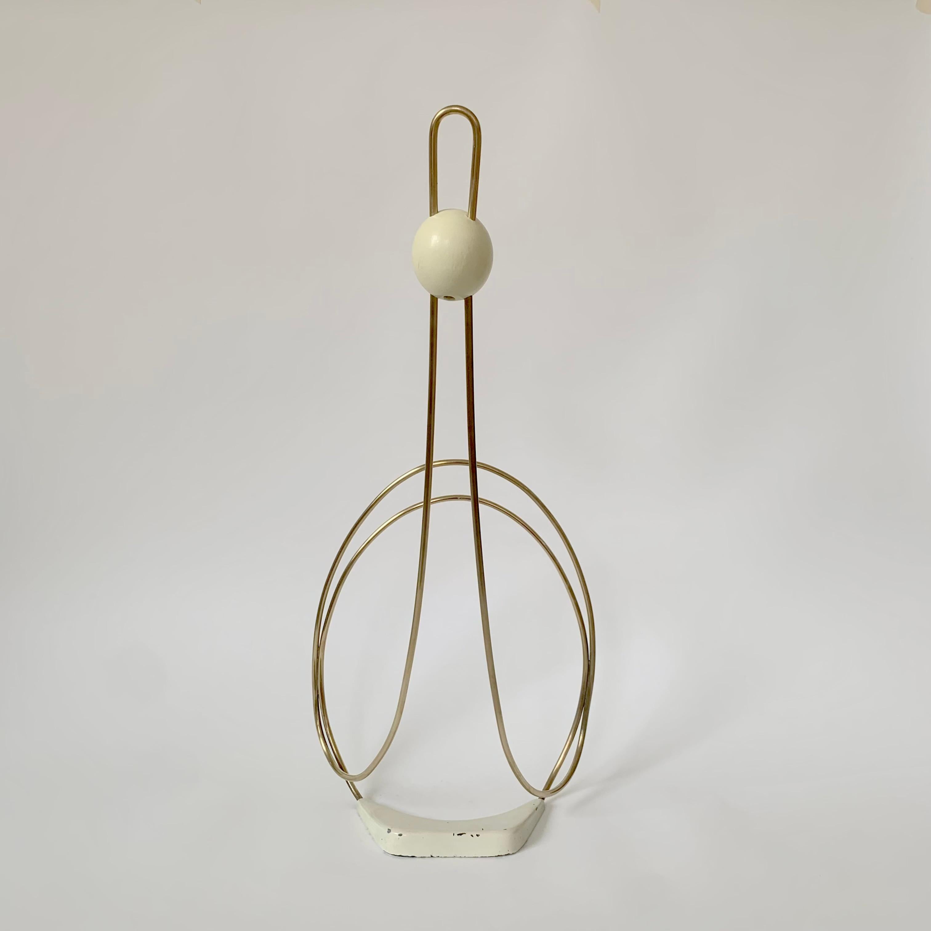 Magazine Rack, circa 1950, France. In Good Condition For Sale In Brussels, BE