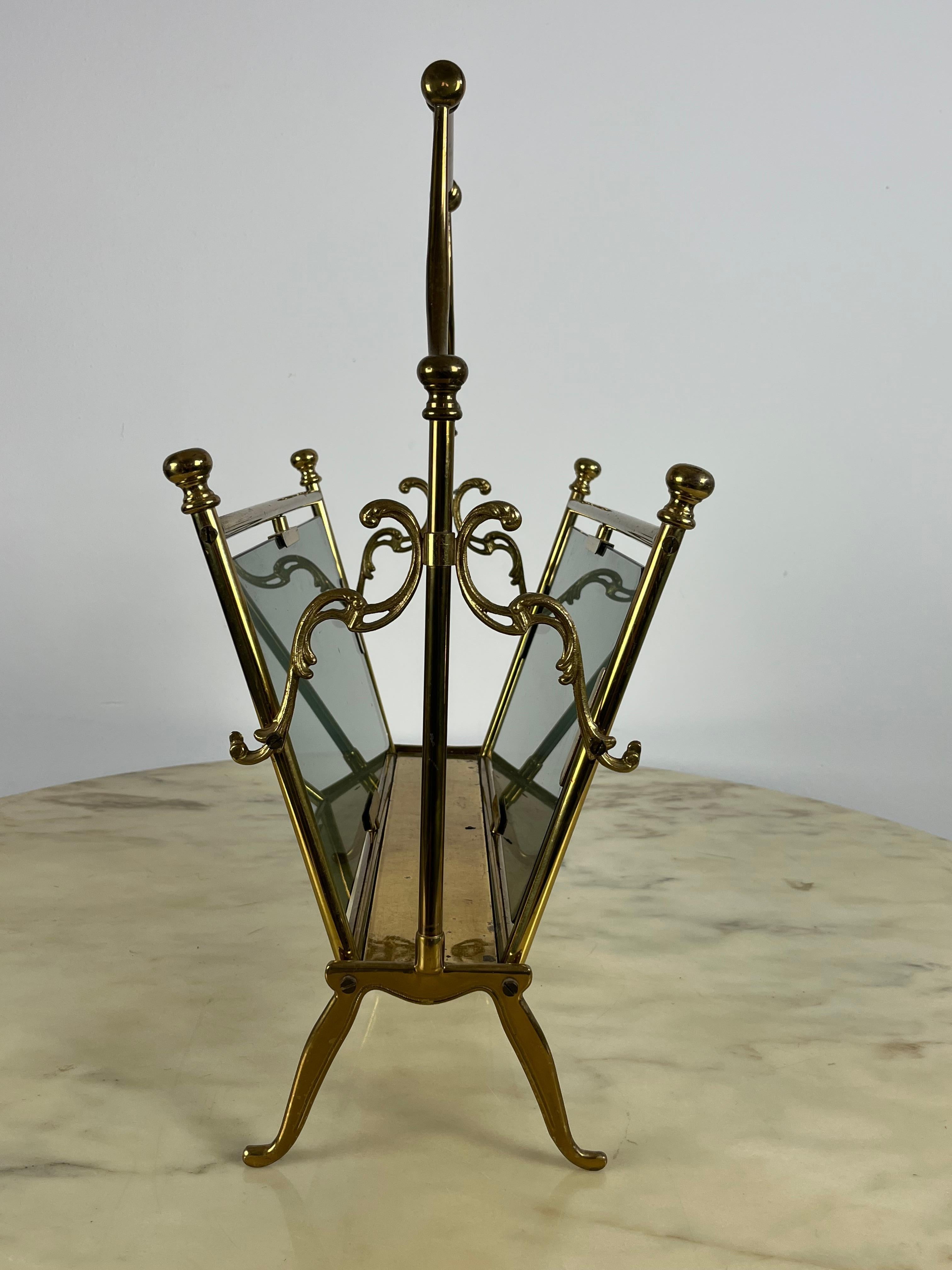 French Magazine Rack in Brass and Smoked Glass, France, 1960 For Sale