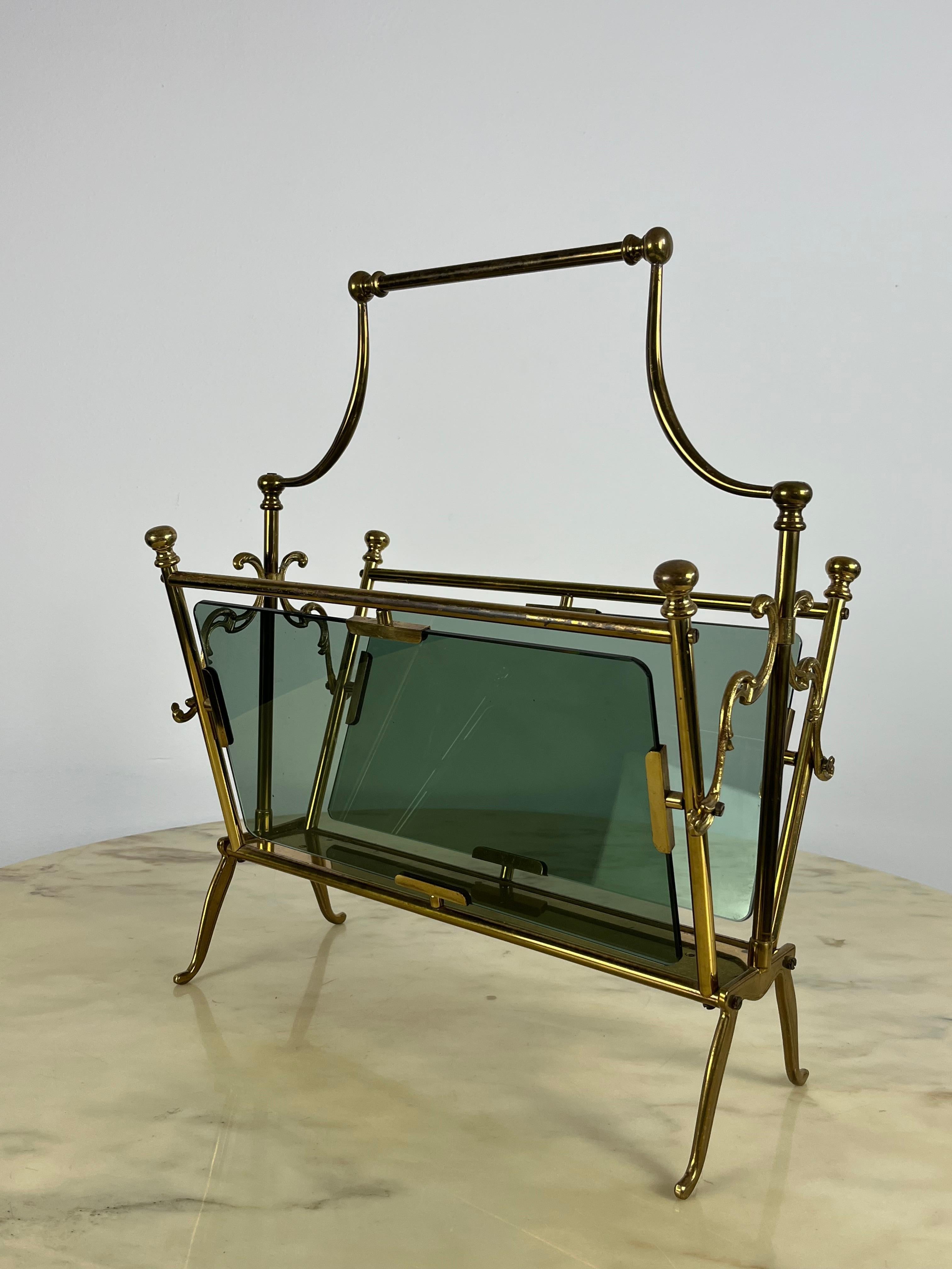 Other Magazine Rack in Brass and Smoked Glass, France, 1960 For Sale