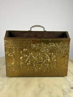 Magazine Rack in Wood and Brass, Italy, 1960s