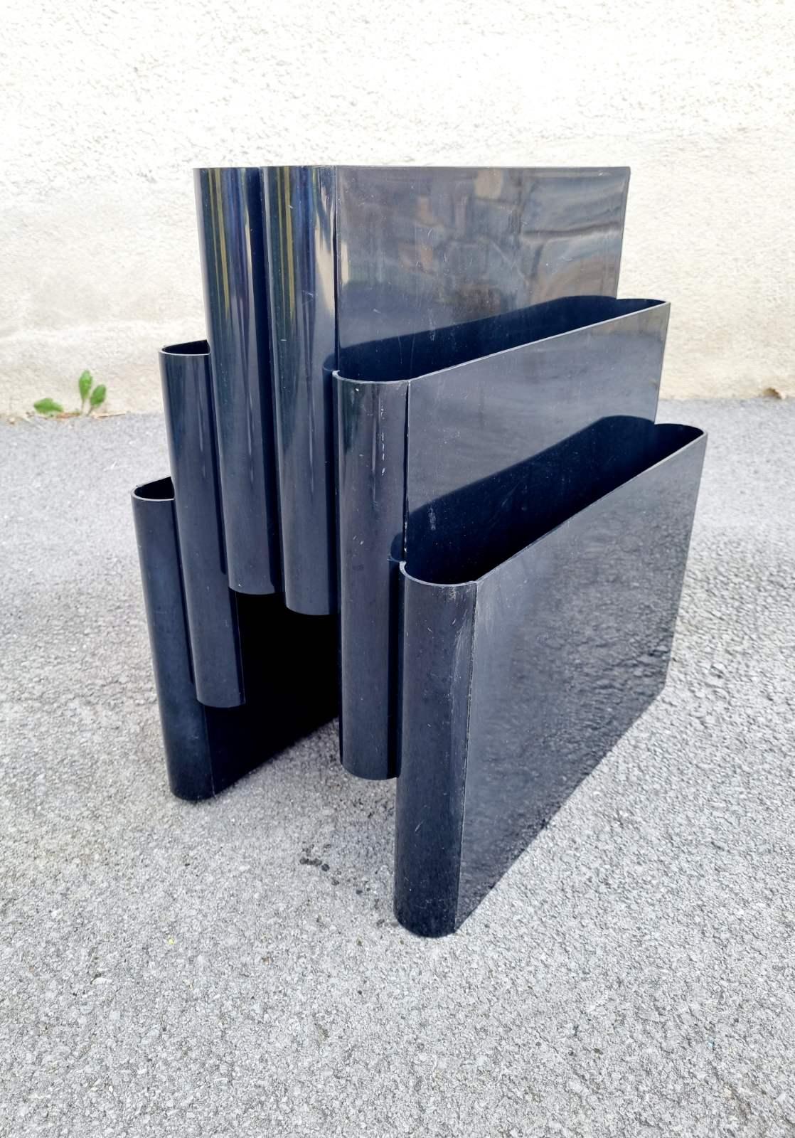 Plastica Portariviste Modello 4675 Disegnato da Giotto Stoppino per Kartell, Italia anni '70 in vendita