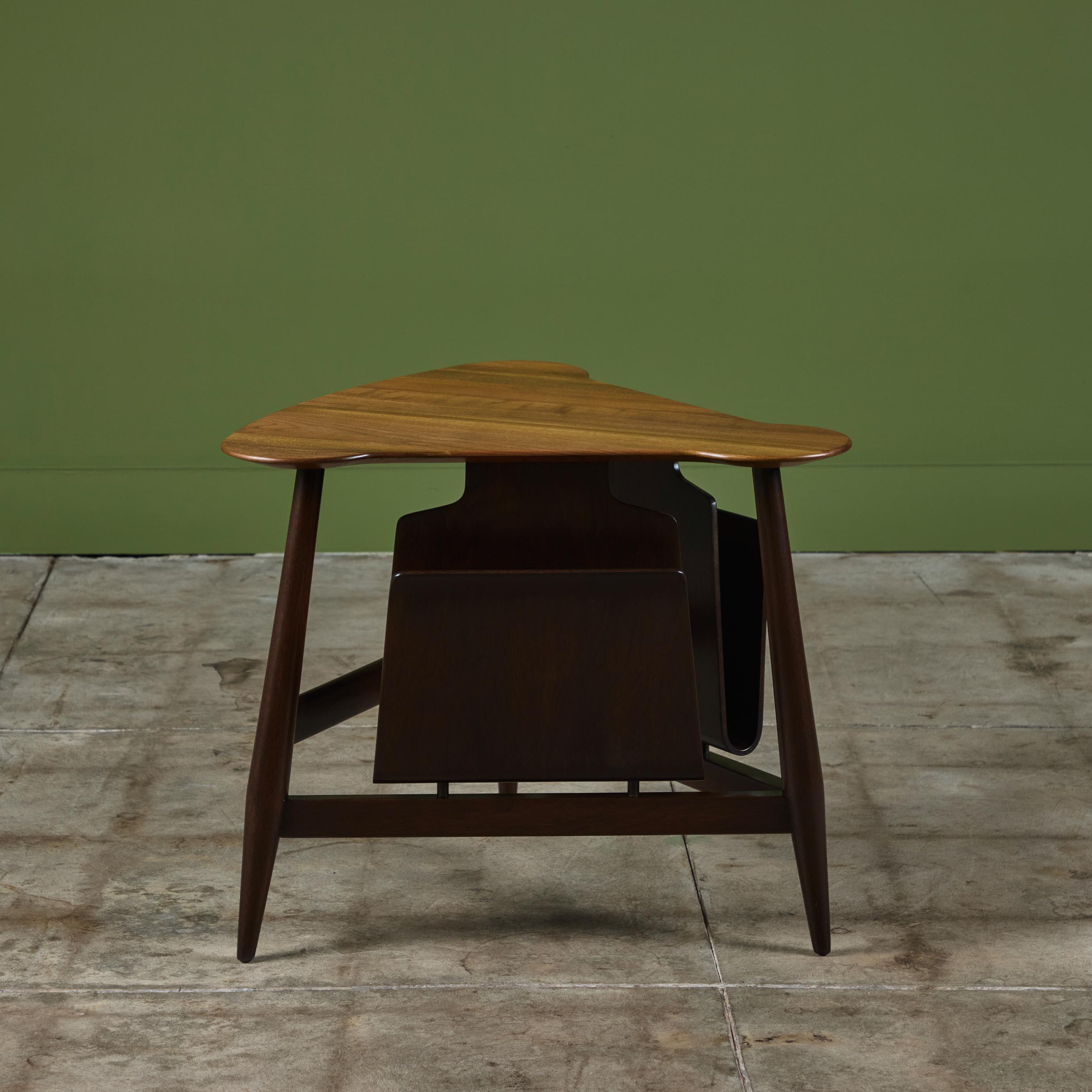 Magazine Side Table by Edward Wormley for Dunbar In Excellent Condition For Sale In Los Angeles, CA