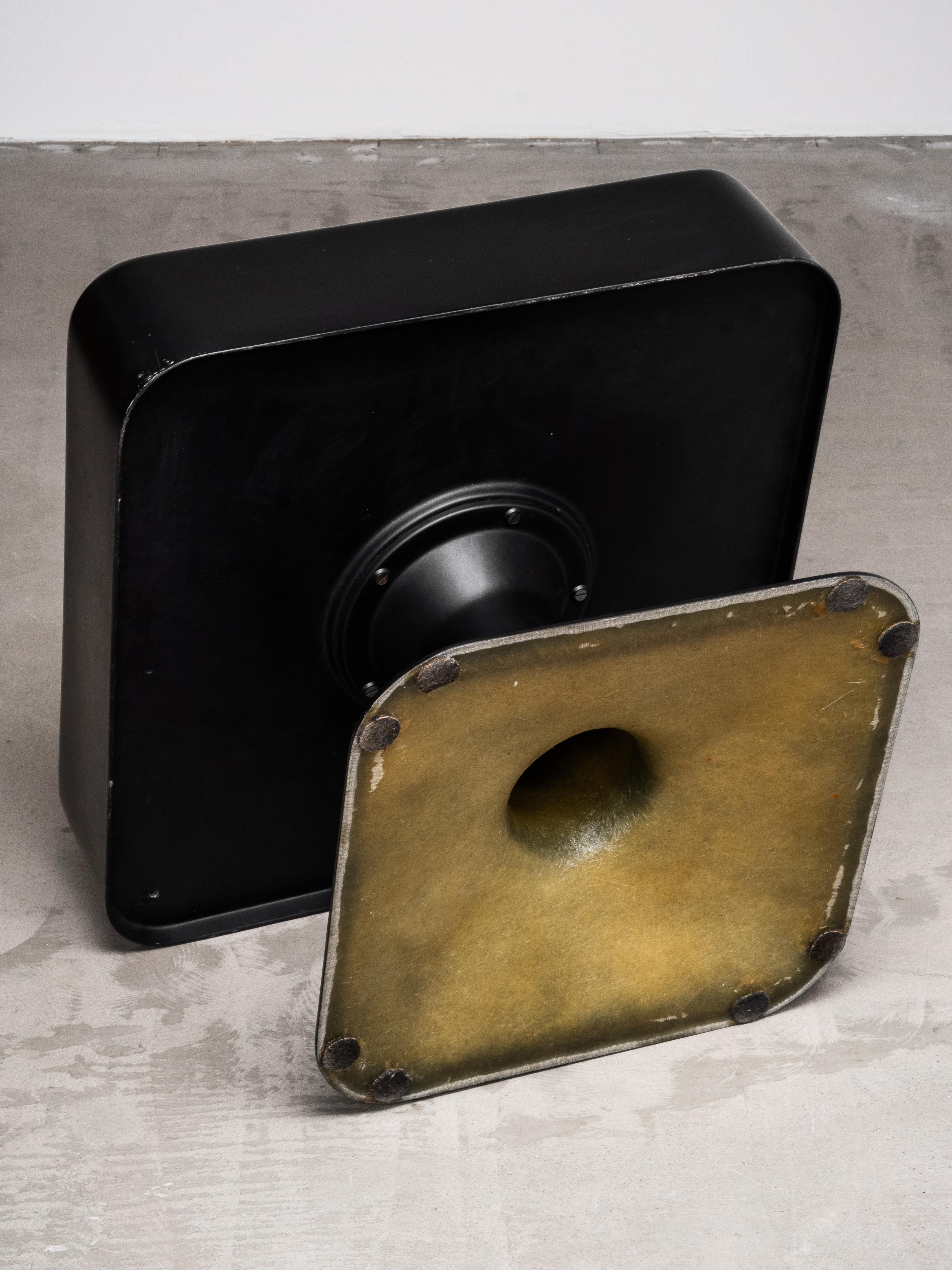 Magazine/Side Table Model 667 by Yrjö Kukkapuro for Haimi, 1960s For Sale 6