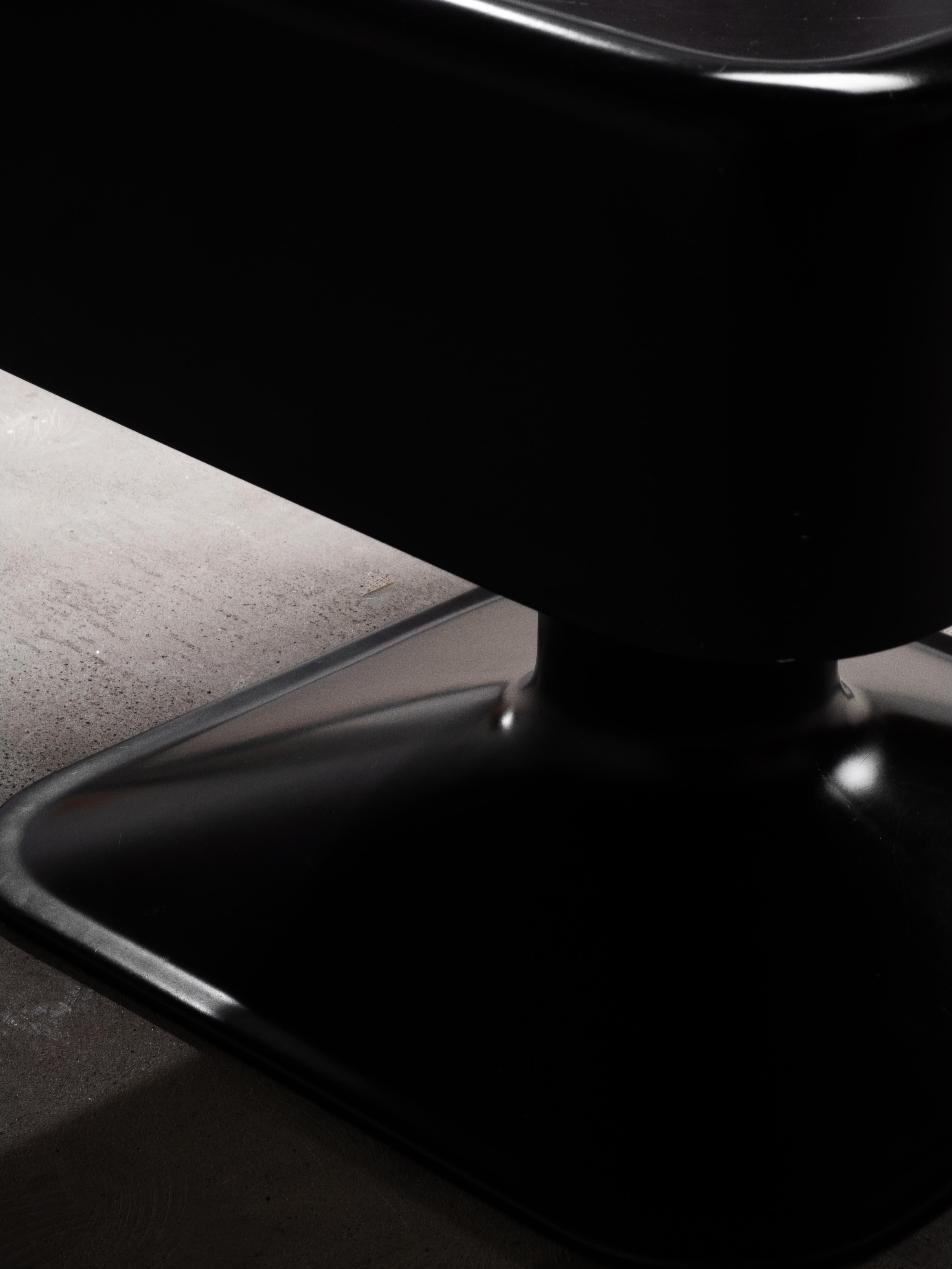 Magazine/Side Table Model 667 by Yrjö Kukkapuro for Haimi, 1960s For Sale 1