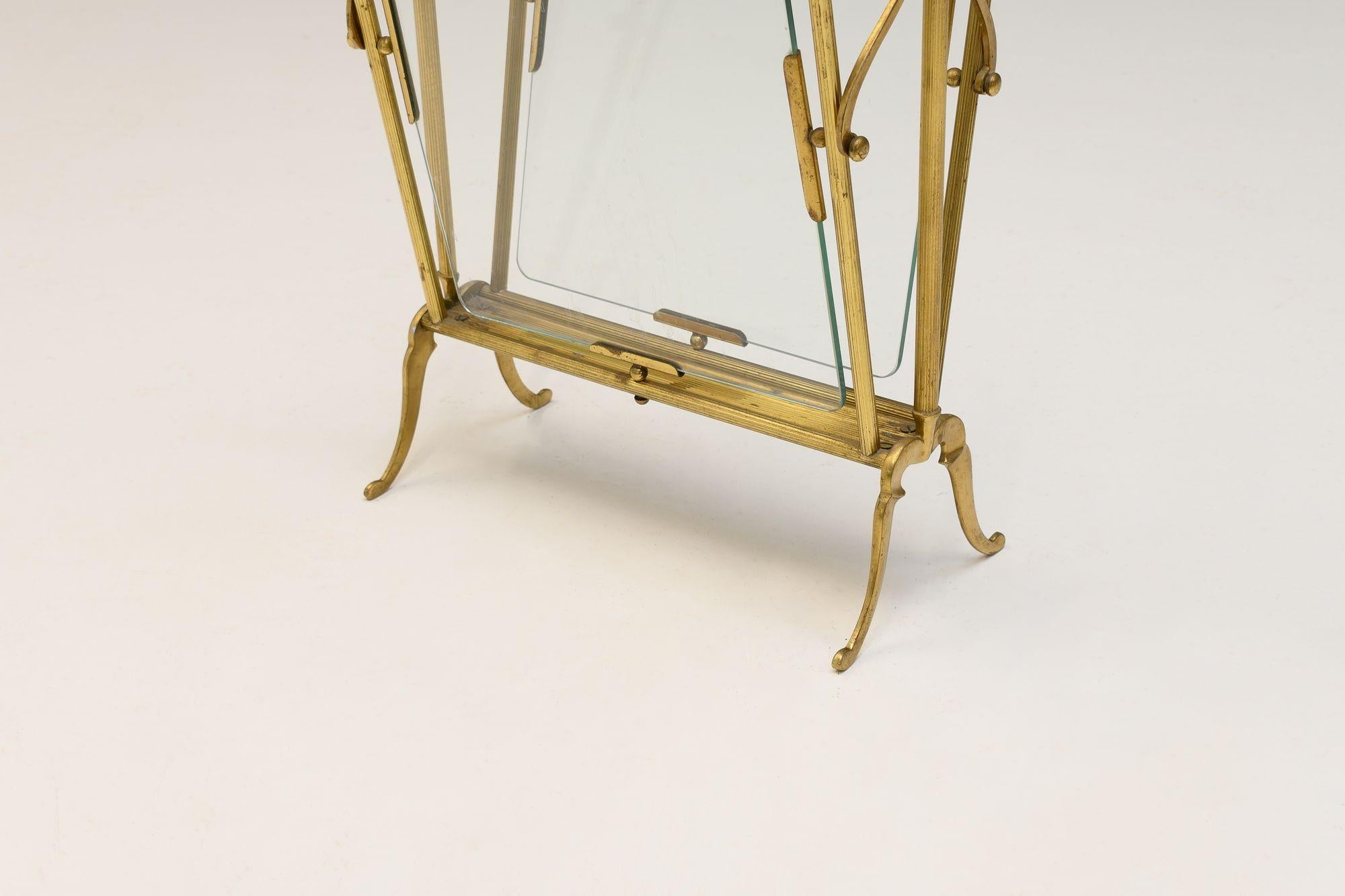 Soporte para revistas en Bueno estado para la venta en London, England