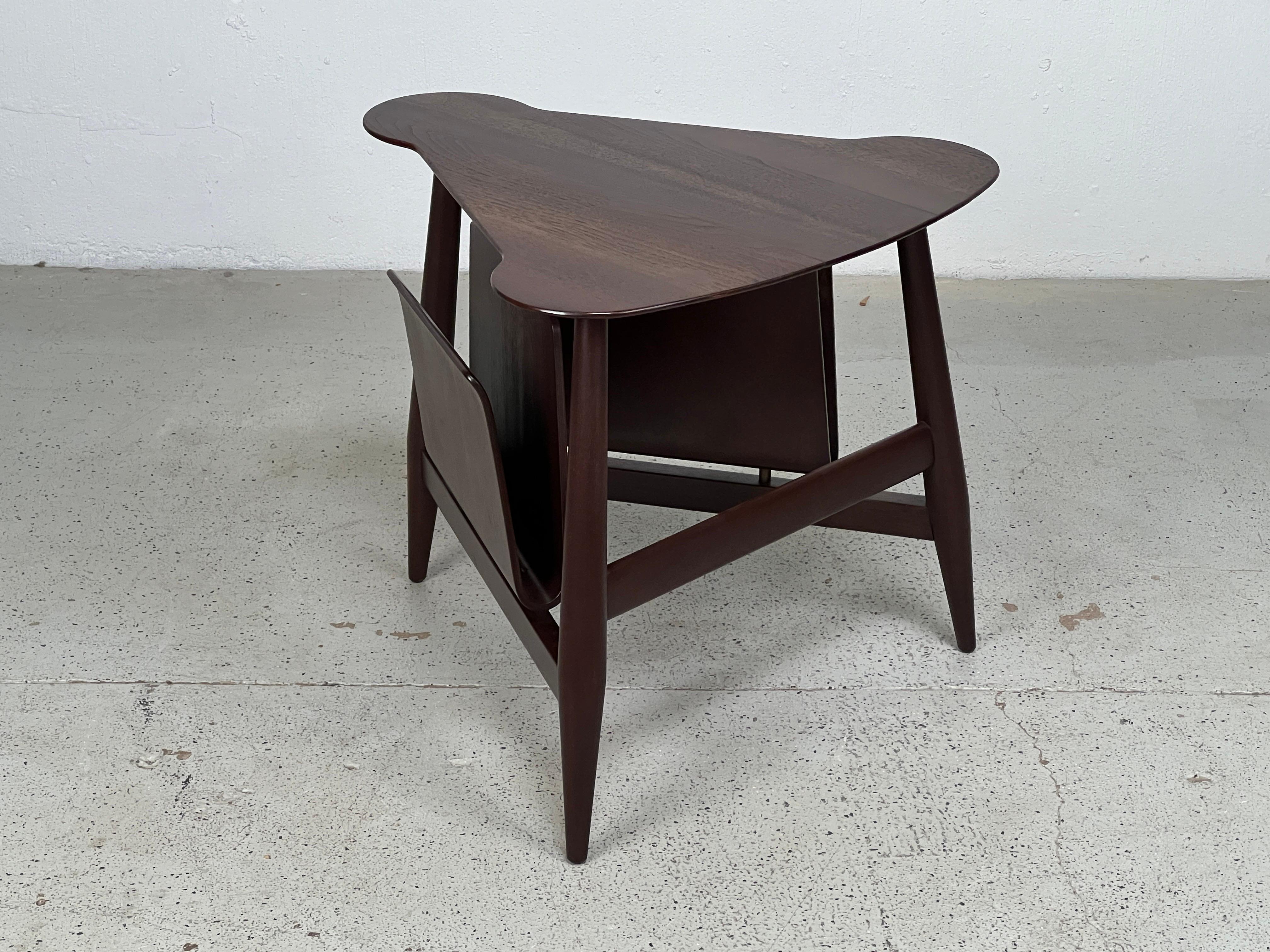 Magazine Table by Edward Wormley for Dunbar For Sale 8