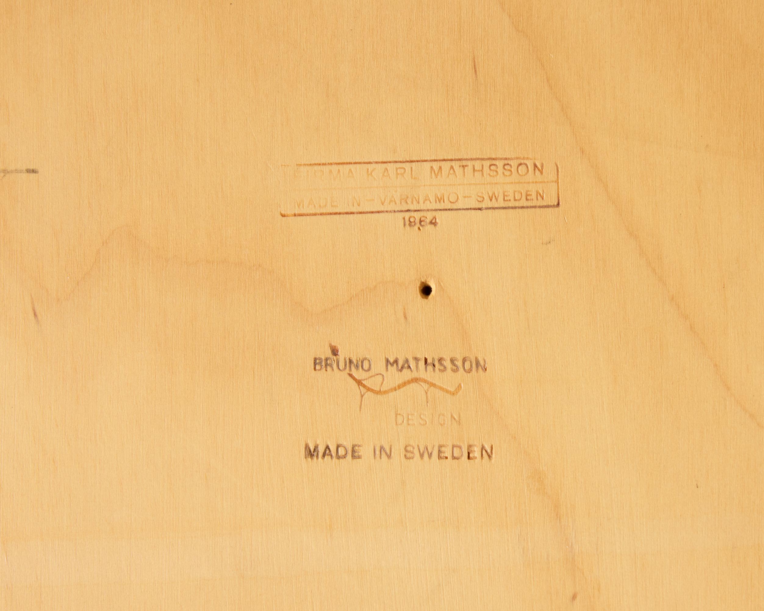 Magazine table Designed by Bruno Mathsson for Firma Karl Mathsson in vendita 2