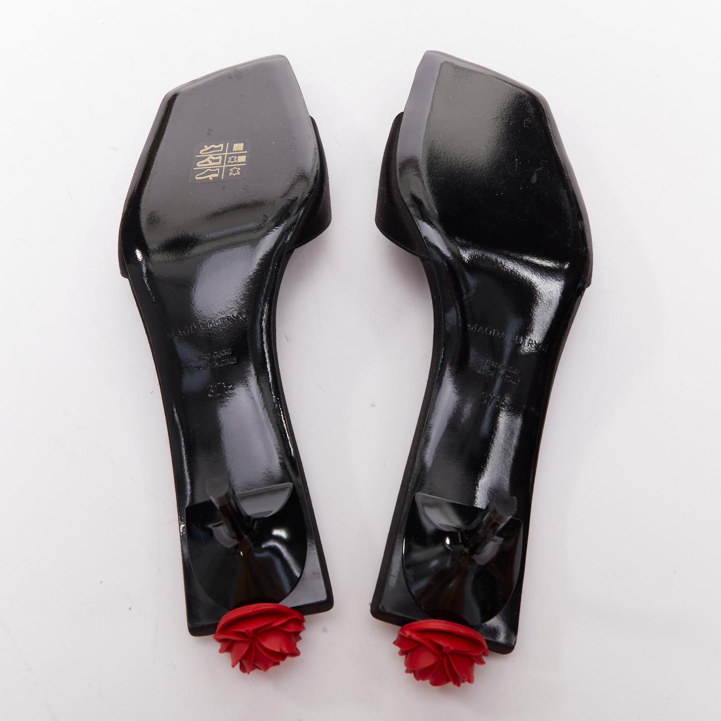 MAGDA BUTRYM rouge floral noir satin embelli talons mules EU37.5 en vente 6