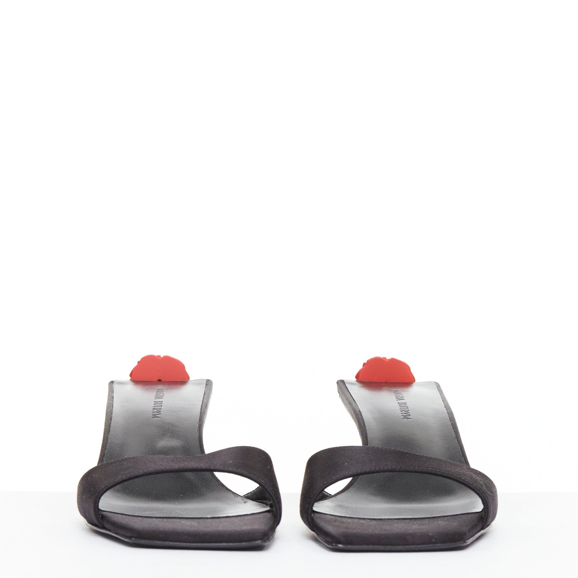 MAGDA BUTRYM rouge floral noir satin embelli talons mules EU37.5 Pour femmes en vente