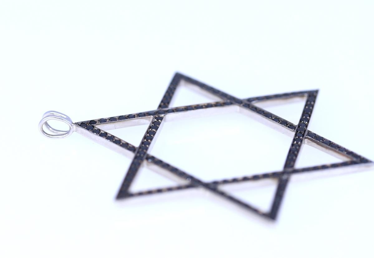 Magen David 18 K White Gold Onyx Massive Pendant, 2000 For Sale 1