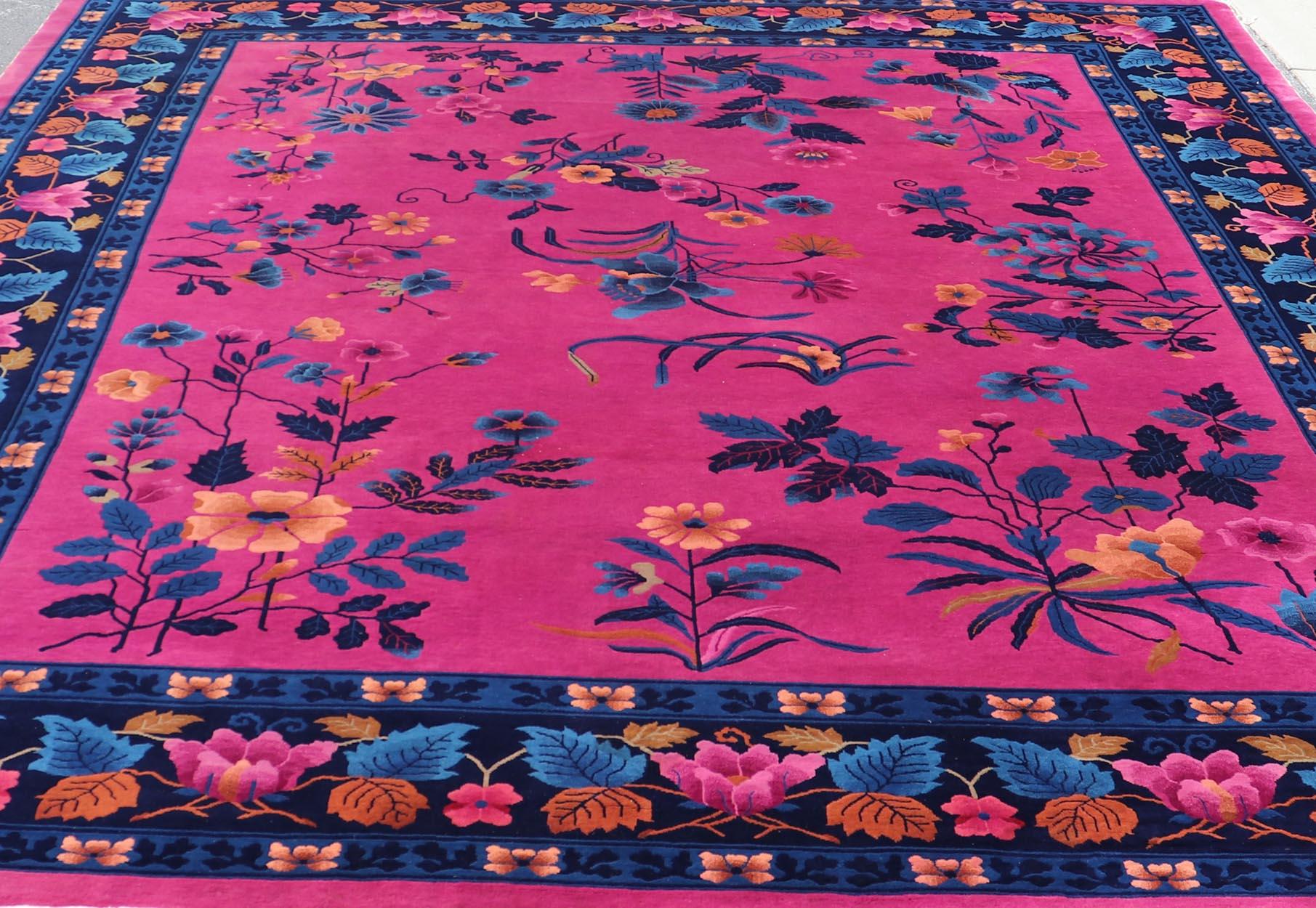 Magenta Background Chinese Art Deco Rug with Large Vining Flowers and Leaves  For Sale 7
