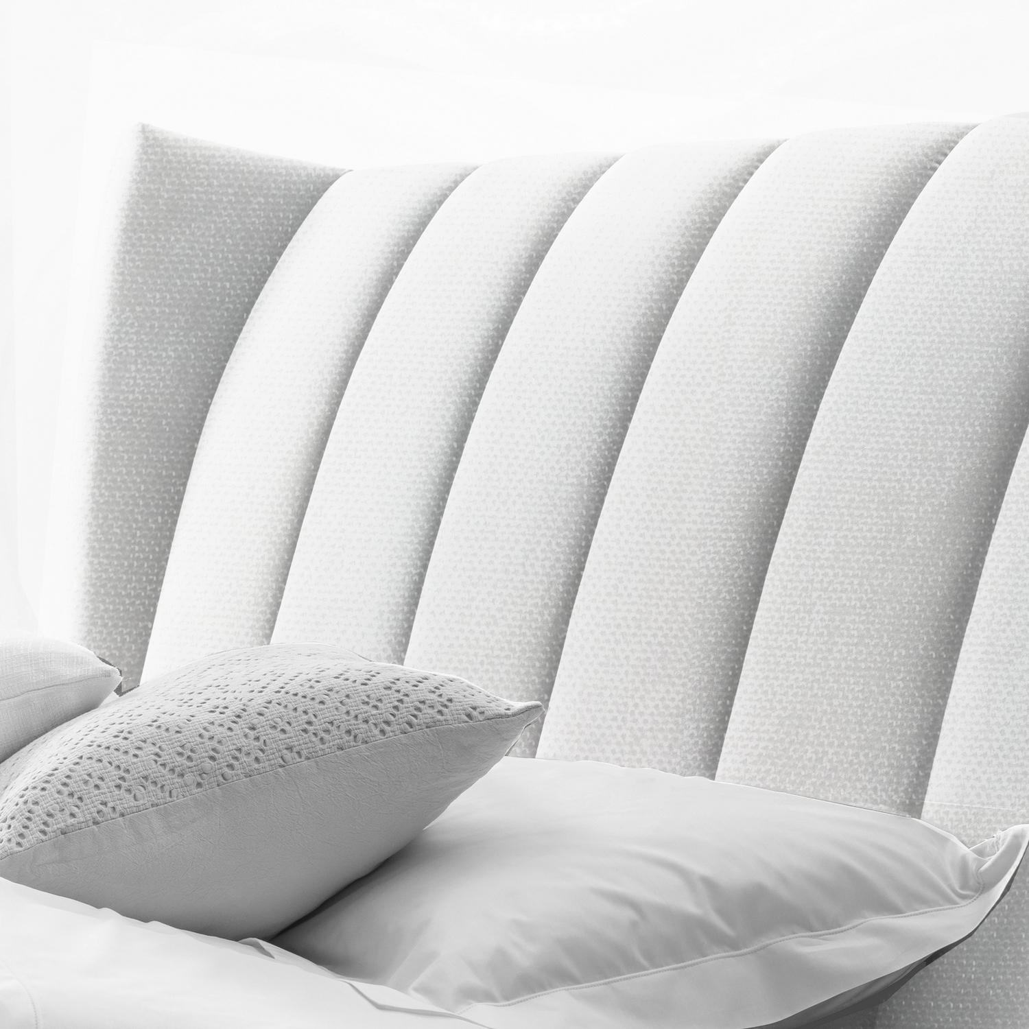 Italian In stock in Los Angeles, White Velvet Magenta Bed, Designed by Luca Scacchetti