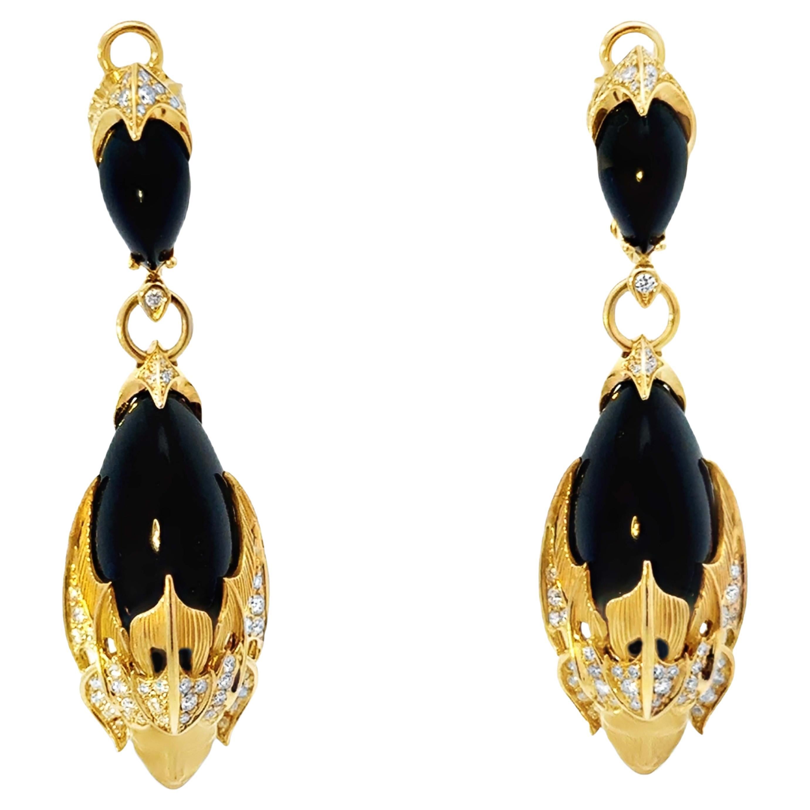 Magerit Atlantis Sirena Espuma Diamond Onyx Dangly Gold Earrings