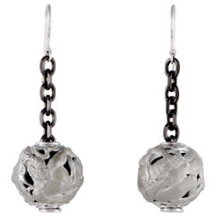 Magerit Black Essence Bacanal Curve 18 Karat White Gold and Black Rhodium Dangle