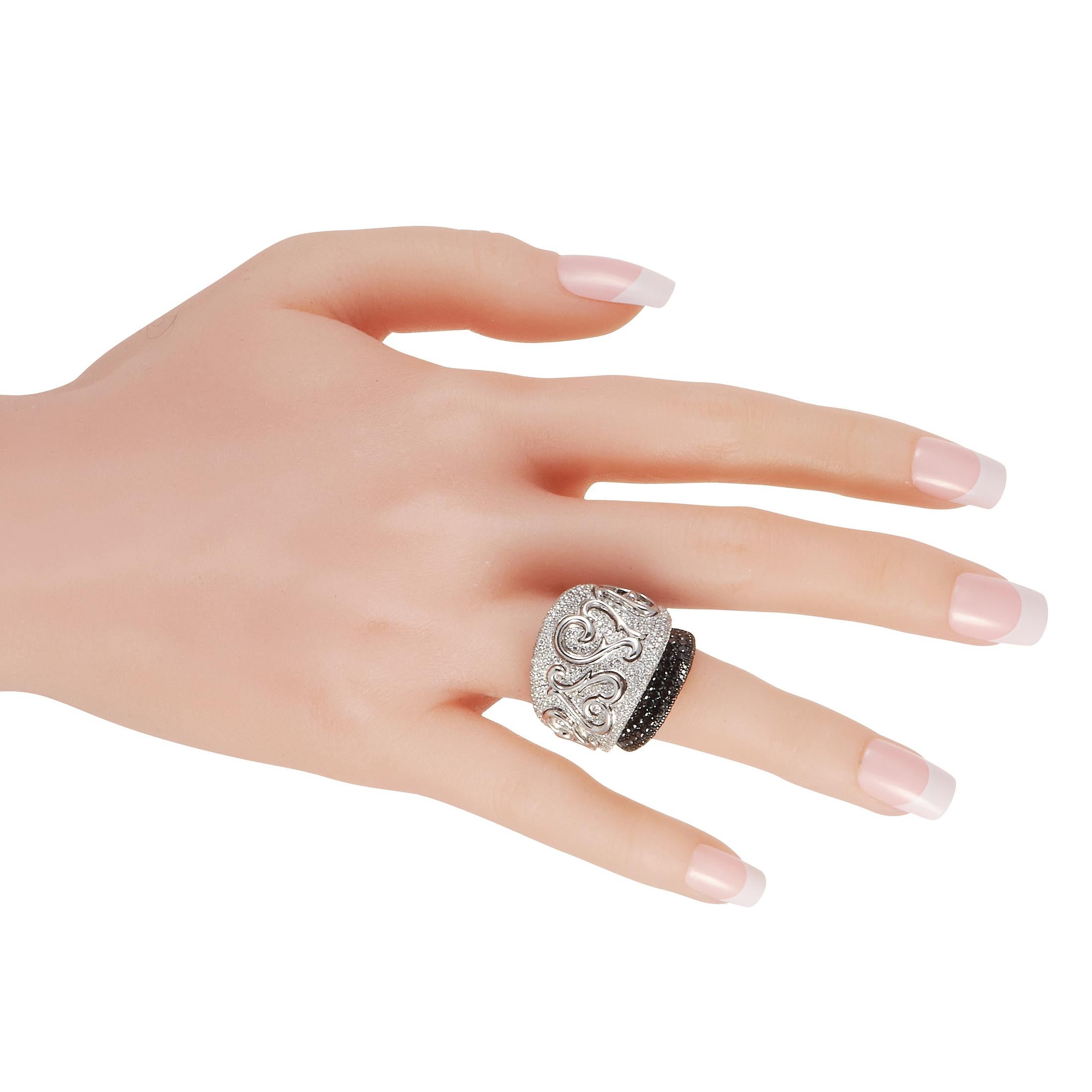 Women's Maggioro 18K White Gold Multi Diamond Curved Heart Ring For Sale