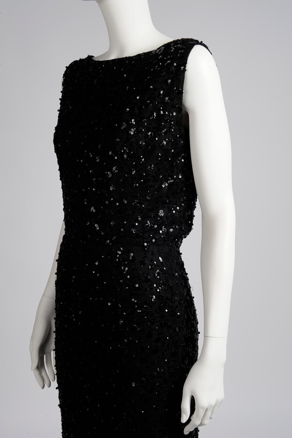 Maggy Rouff Haute Couture Open-Back Sequin-Embellished Tulle Cocktail Dress For Sale 4