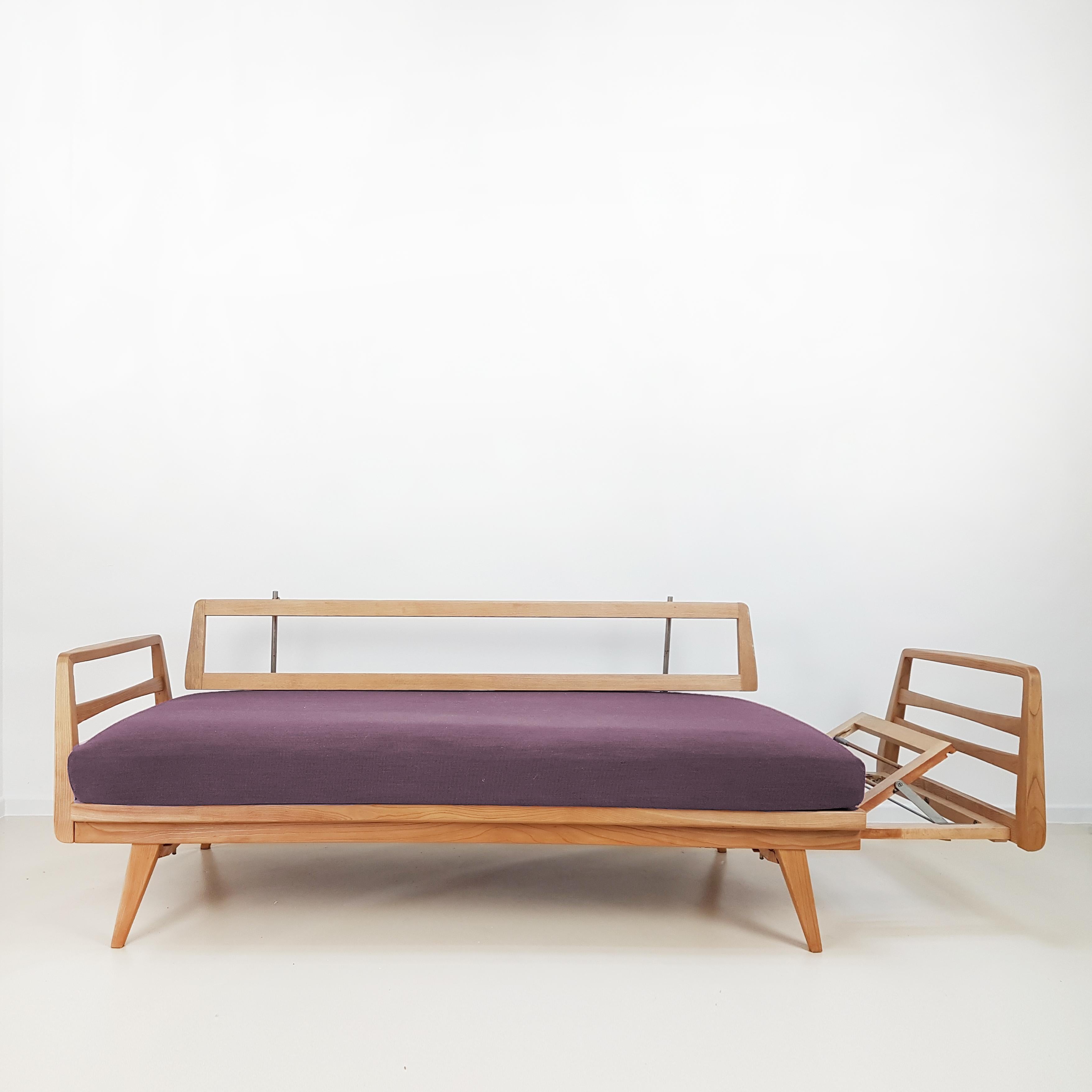 Mid-Century Modern Magic Daybed by Wilhelm Knoll for Antimott, 1960