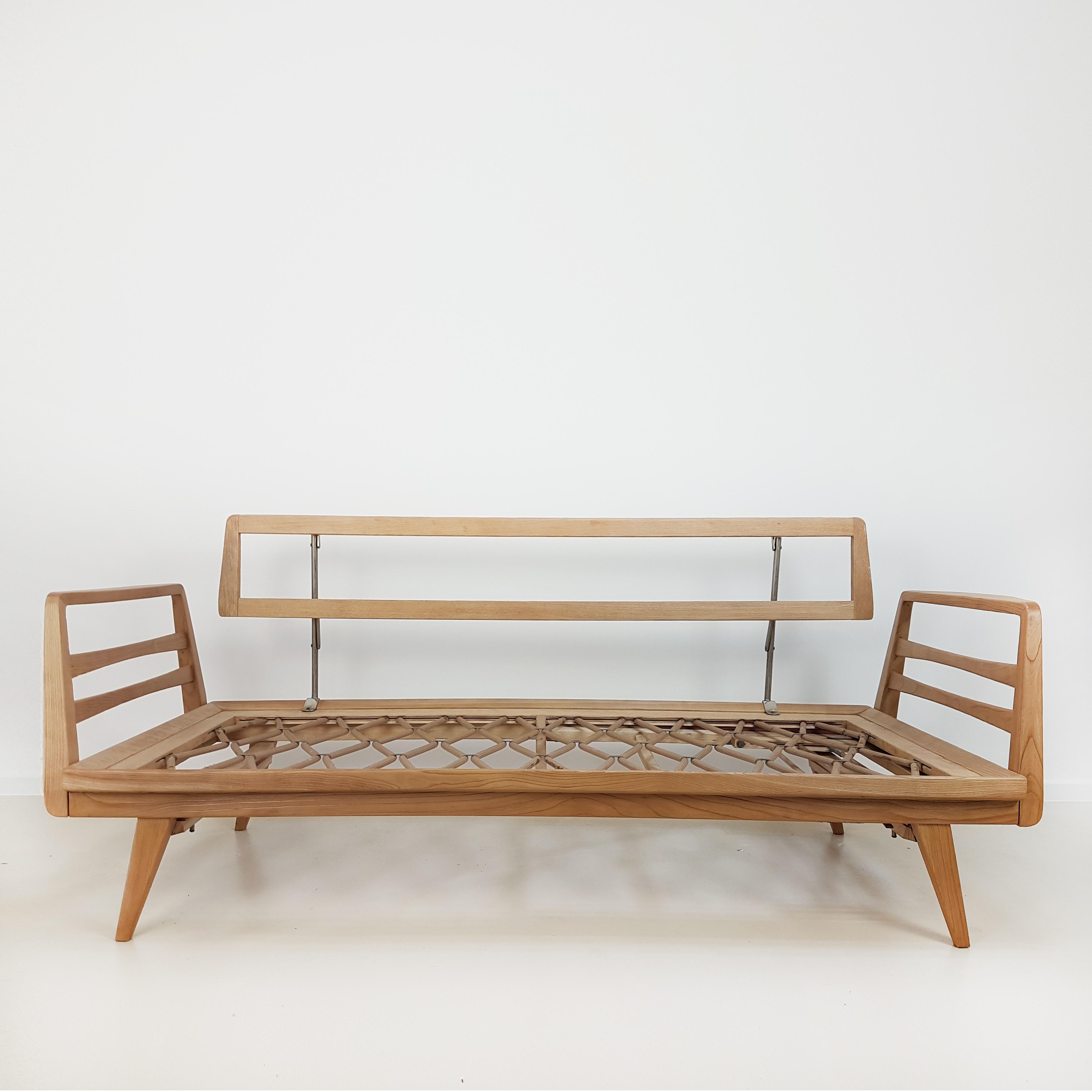 Magic Daybed by Wilhelm Knoll for Antimott, 1960 In Good Condition In Rijssen, NL