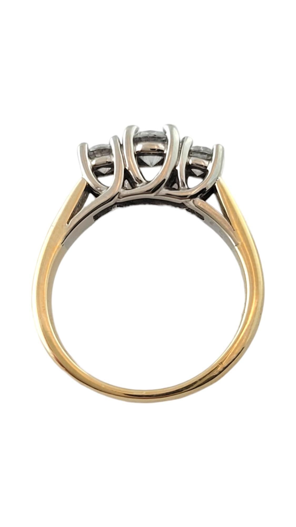 Taille brillant Bague Magic Glo en or blanc et jaune 14 carats taille 7 n°17711 en vente