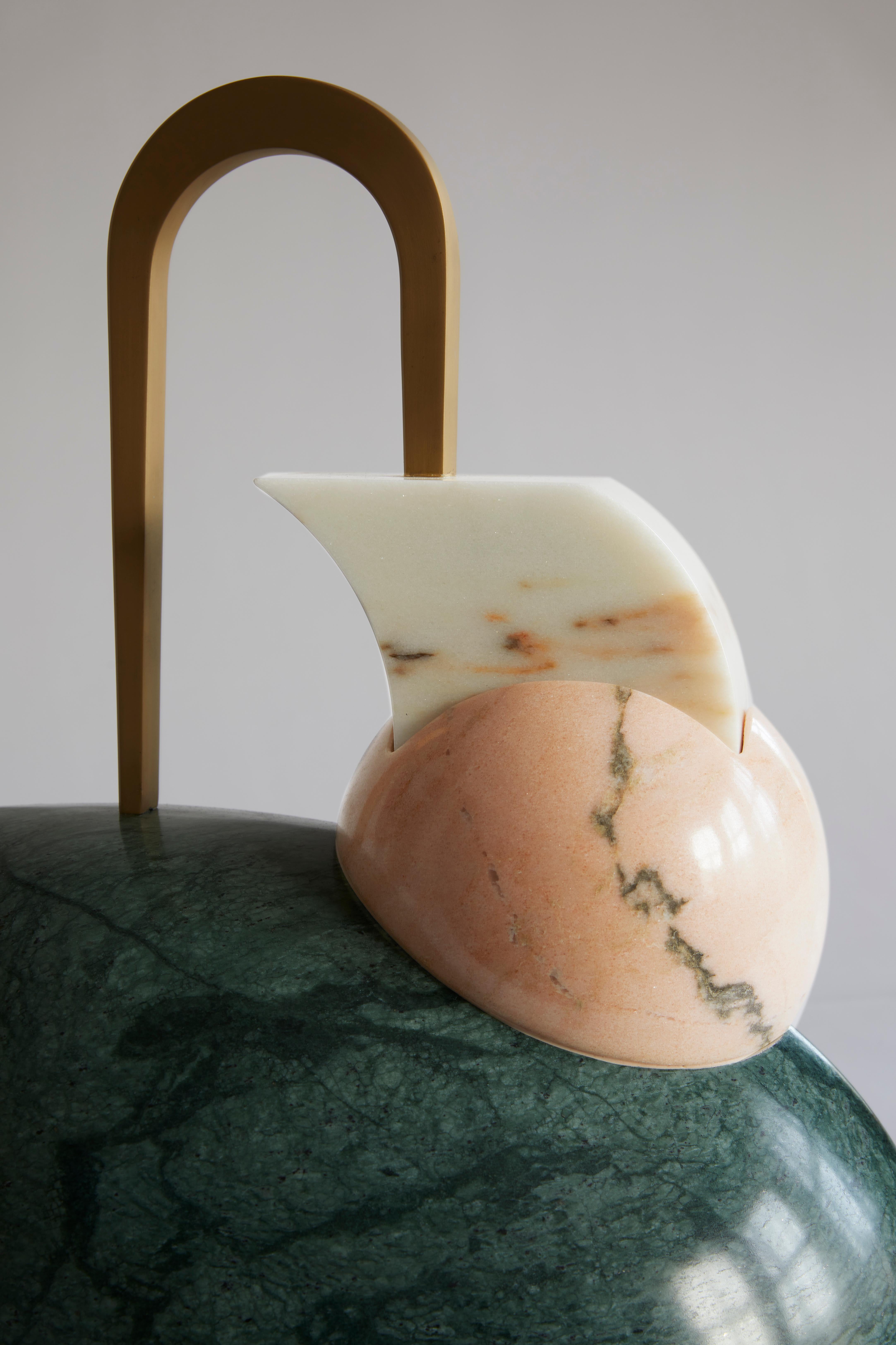 Modern Handcrafted Sculptural Table Lamp in Marble and Brass by BelBar Studio In New Condition For Sale In LONDON, GB