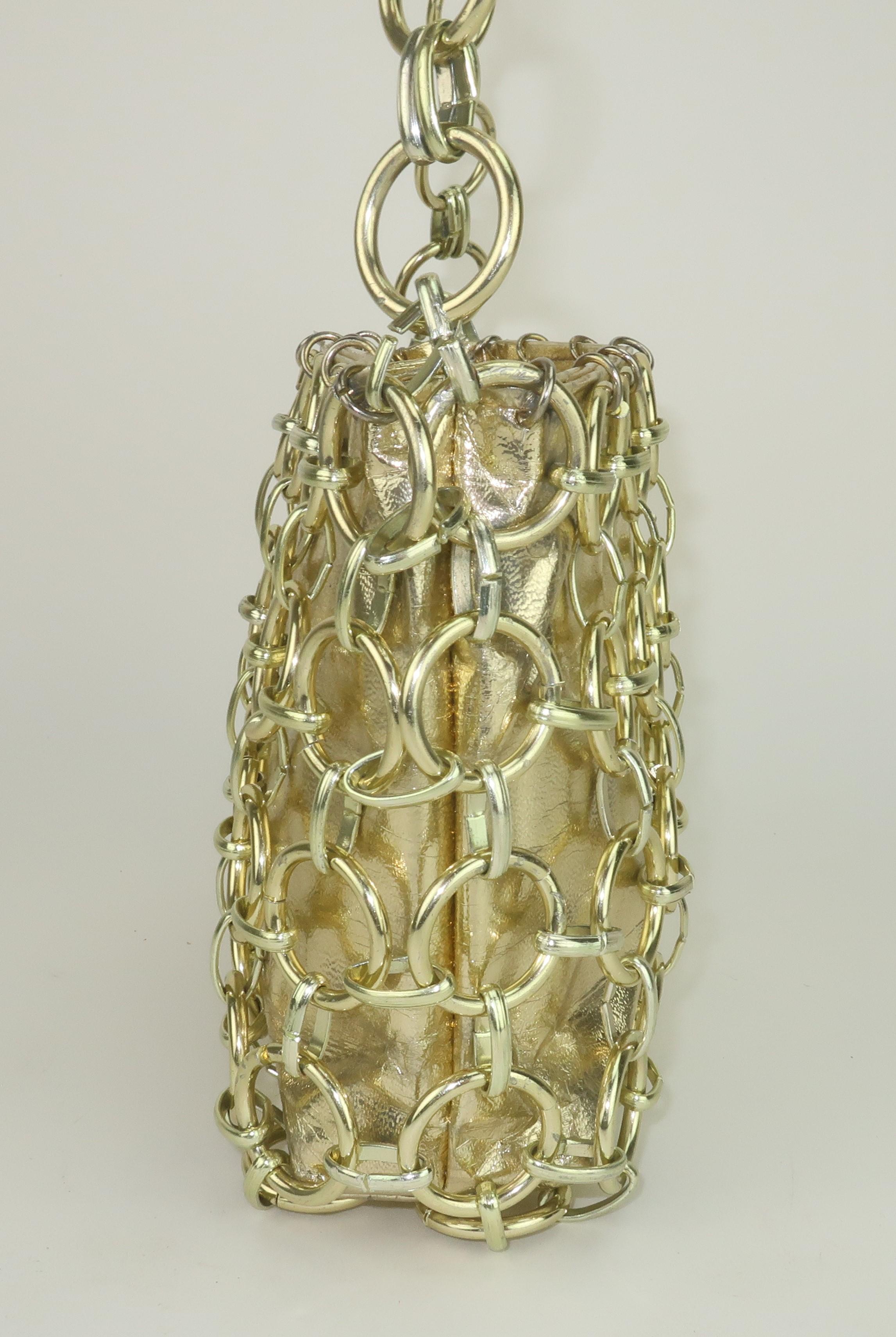 Magid Gold Chain Mail Link Handbag, 1960's In Good Condition In Atlanta, GA