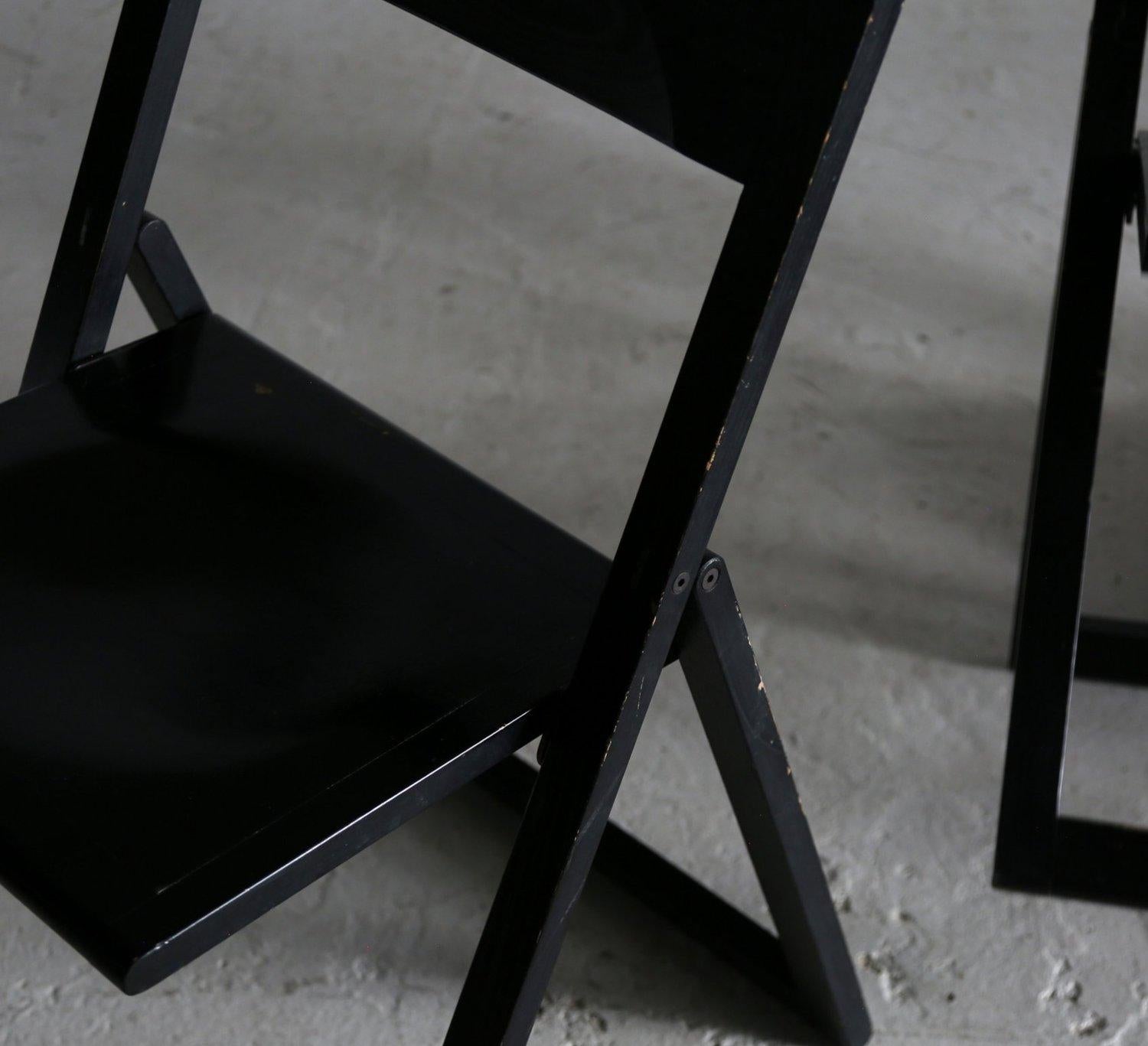Magis Aviva Folding Chairs 1