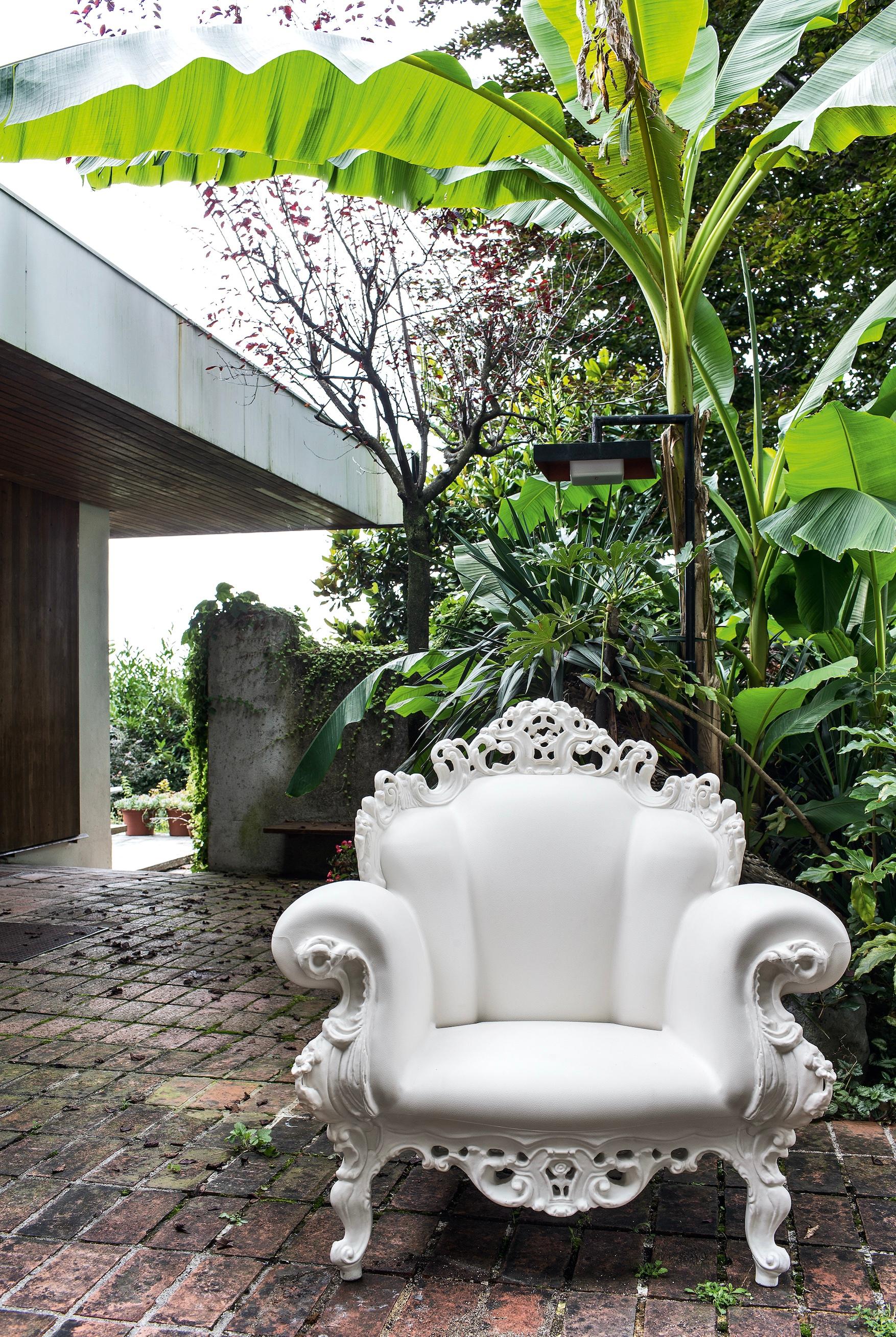 Plastica Magis Proust - Poltrona in polietilene di Alessandro Mendini - Multicolore in vendita