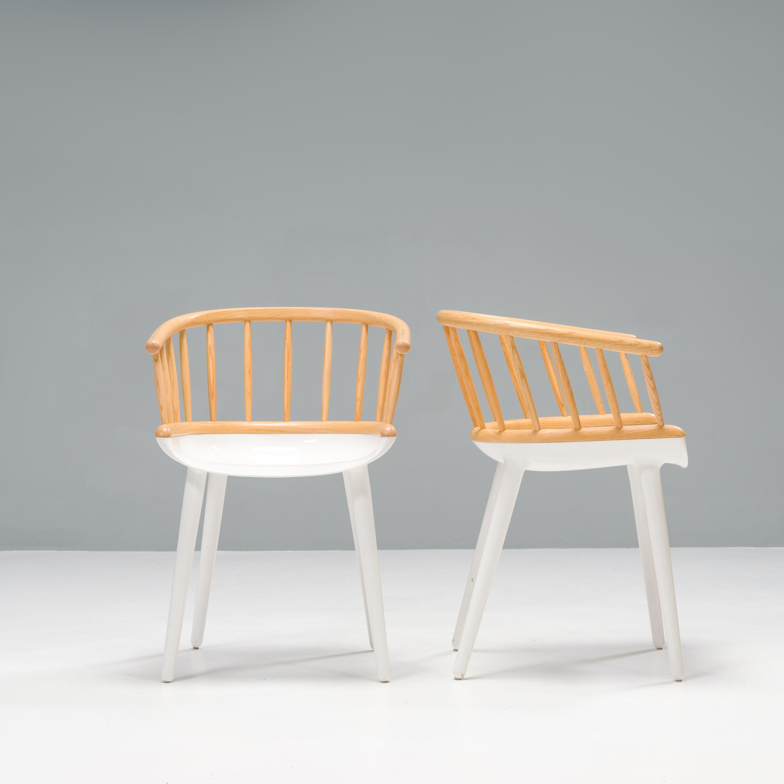 Manufactured by Magis, the Cyborg Stick chairs were originally designed by Marcel Wanders in 2012.
 
A chair of two halves, it is constructed from contrasting materials with the frame made from a glossy white air-moulded polycarbonate with the