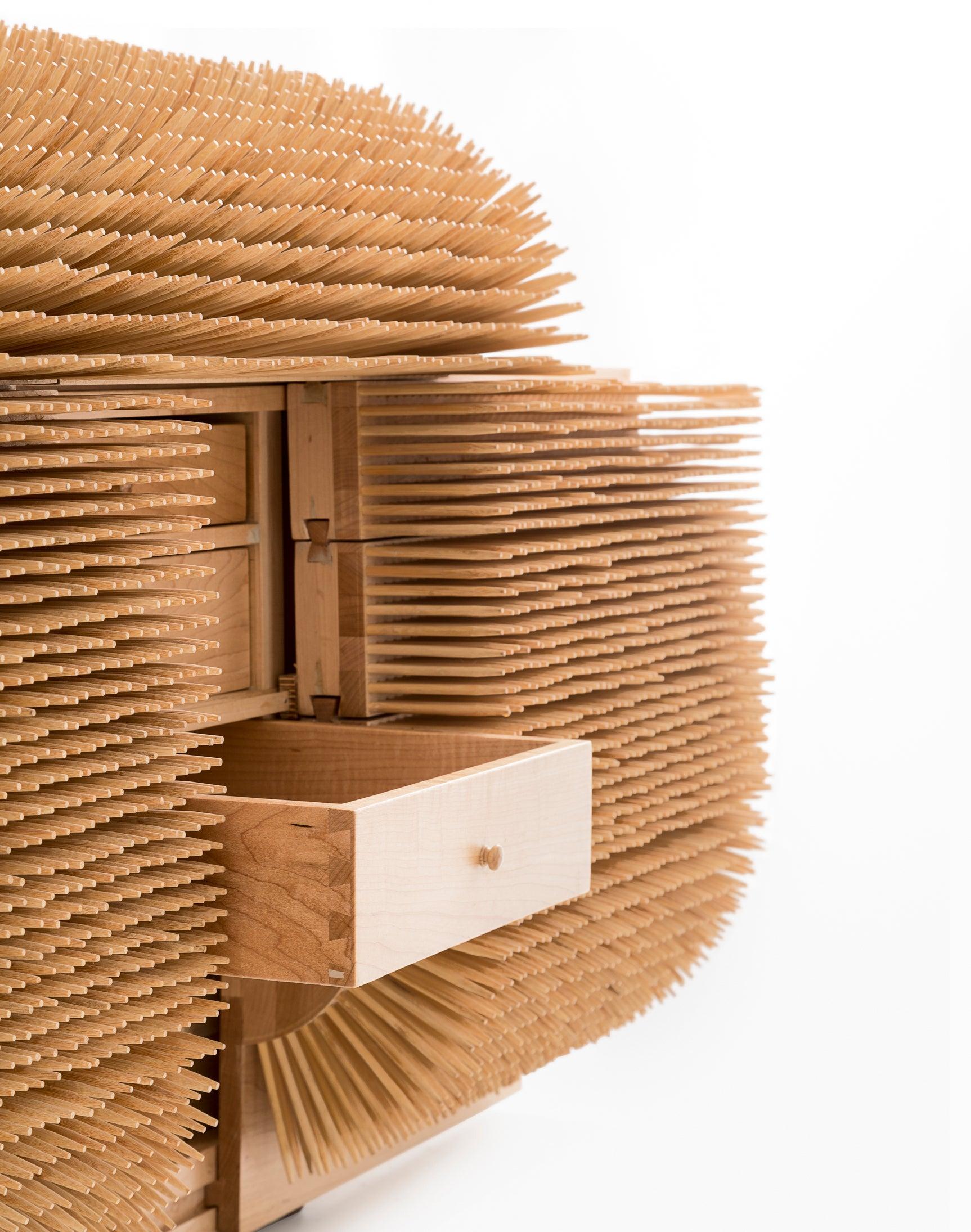 Metallo Cassapanca Magistrale di Sebastian Errazuriz, 2018