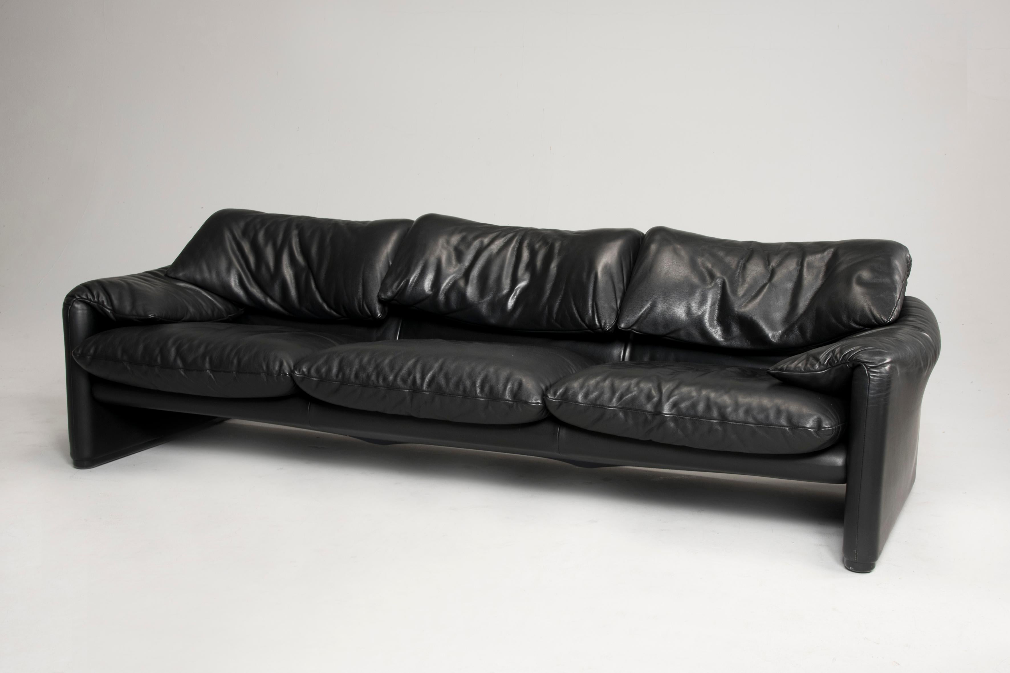 Italian Magistretti for Cassina Black Leather Maralunga Three-Seat Sofa, 2000s