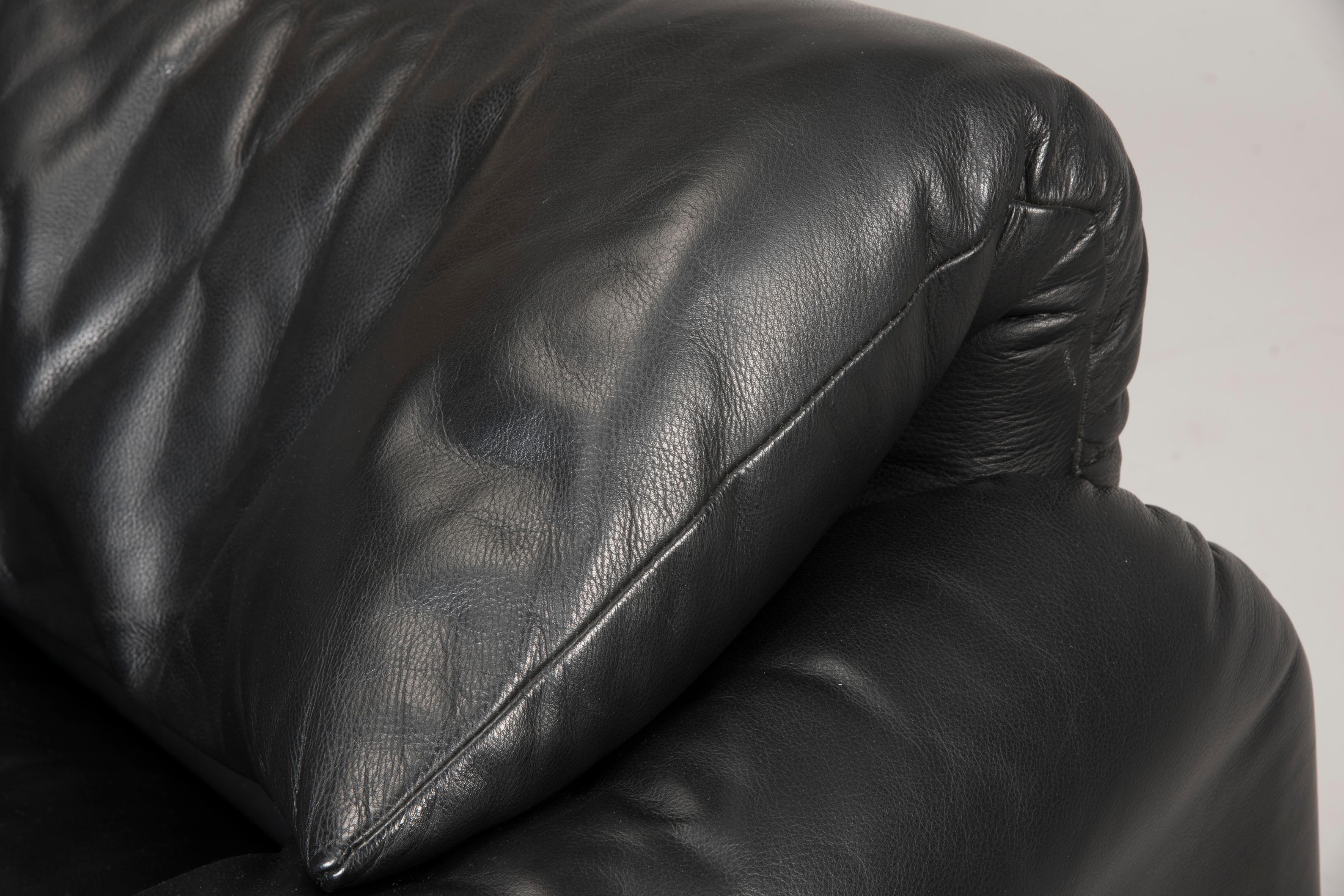 Magistretti for Cassina Black Leather Maralunga Three-Seat Sofa, 2000s 2