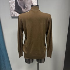 Genny 80s sweater with bangs