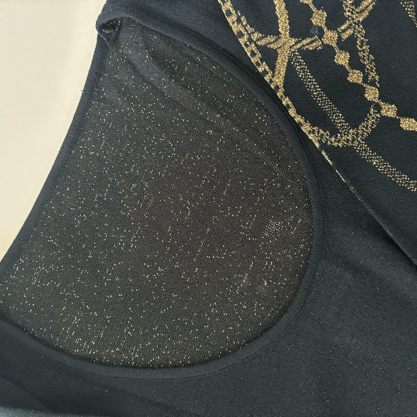 Versace Jeans Couture sweater in excellent Condition For Sale 4