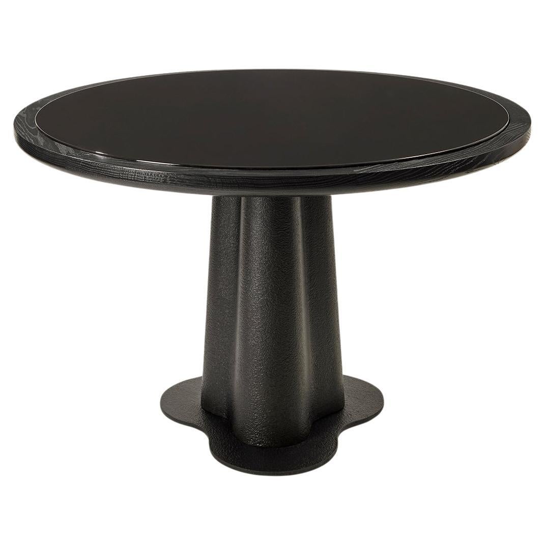 Magma dining table For Sale