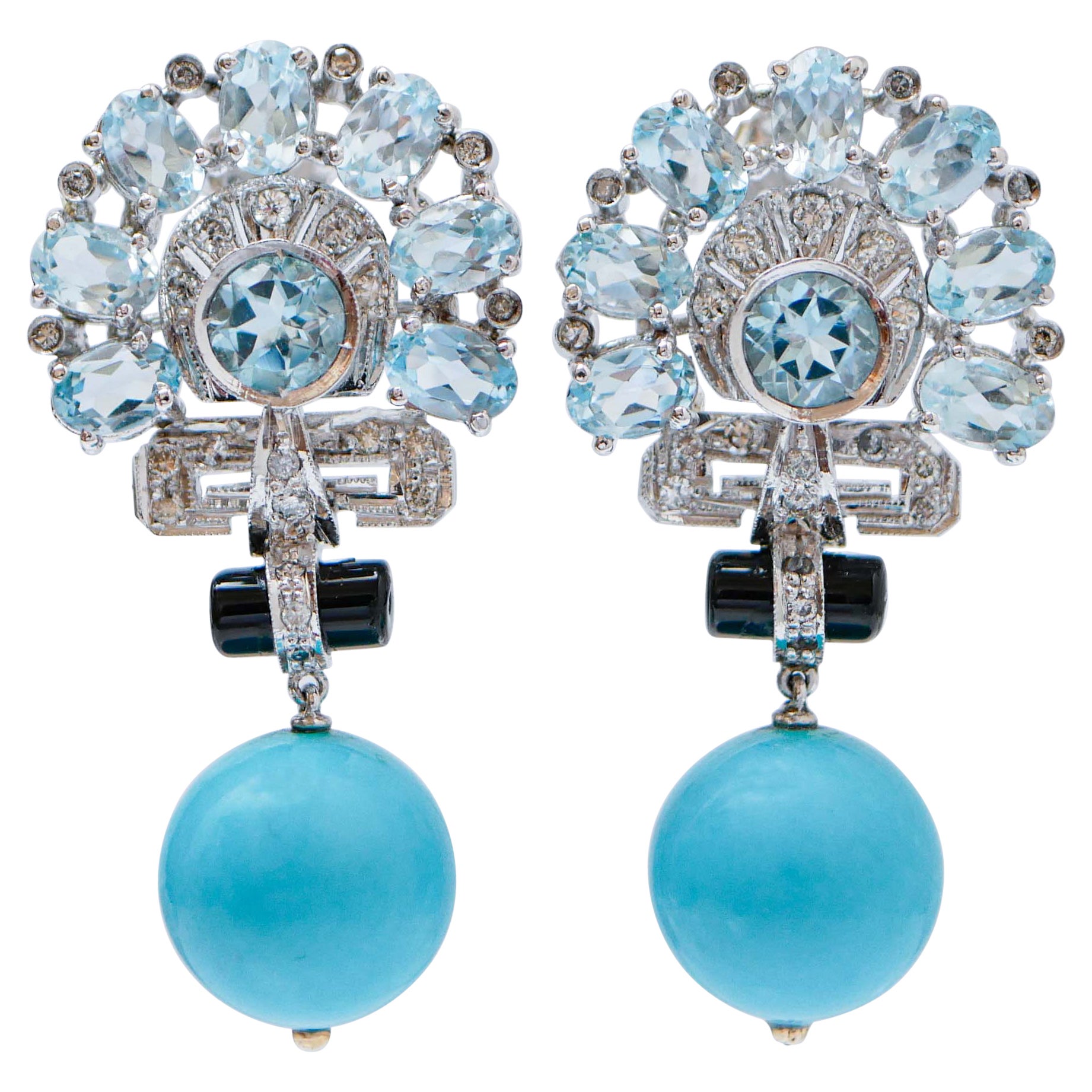 Magnesite, Topazi color acquamarina, Diamanti, Onice, Platino e  Orecchini in oro