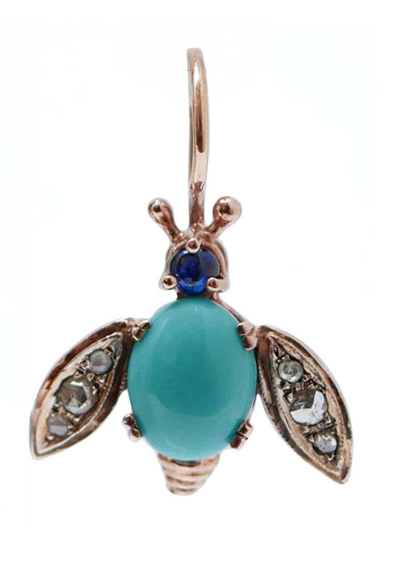 Fashion fly earrings in 9 kt rose gold and silver structure mounted with a sapphire on the head. The body is mounted with a magnesite and the wings are studded with diamonds.
These earrings
were totally handmade by Italian master goldsmiths and they