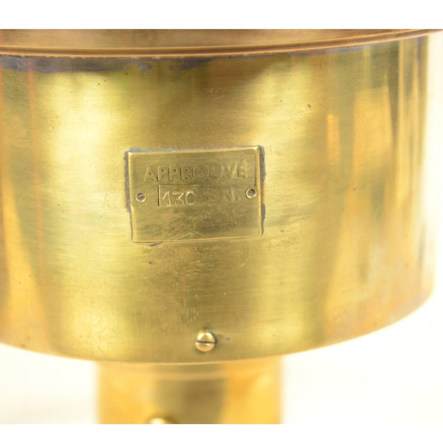 Nautical Brass Magnetic Compass with Original Box by E. Vion Paris, Early 1900 For Sale 8