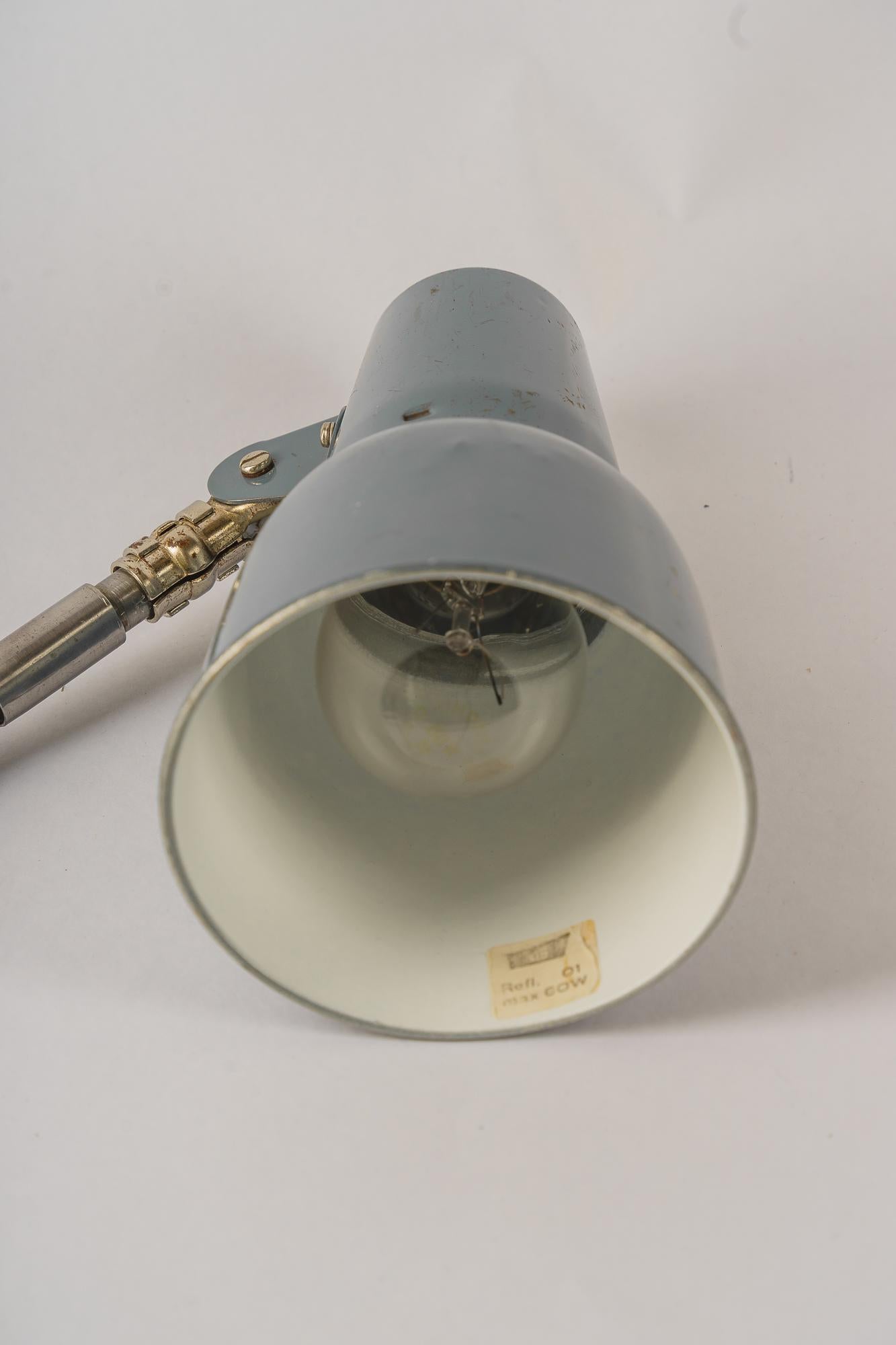 Magnetische Tischlampe ca. 1950er Jahre
Ursprünglicher Zustand