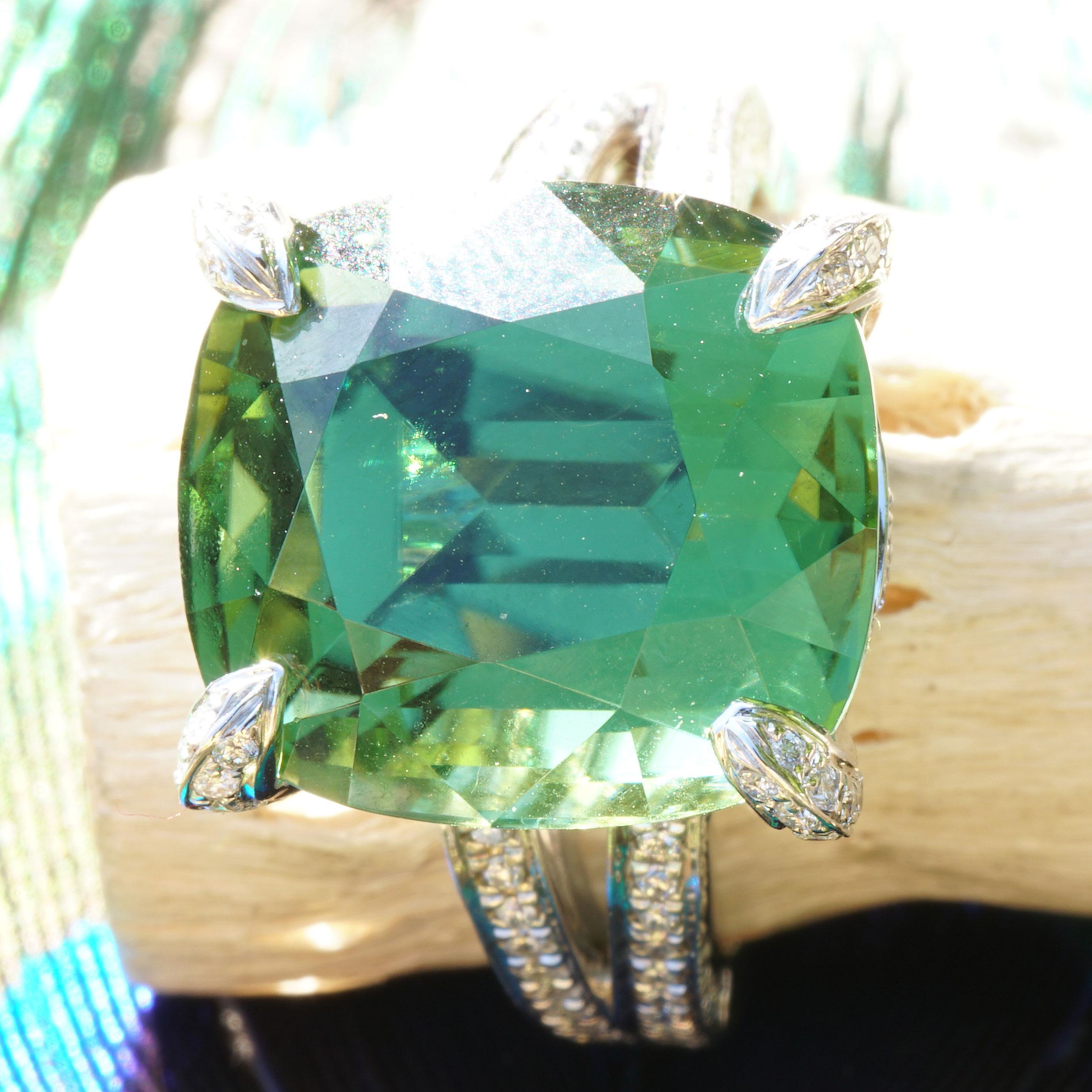 Magnific 14.64ct Green Mint Tourmaline Ring Loupe Clean with Diamonds Investment 6