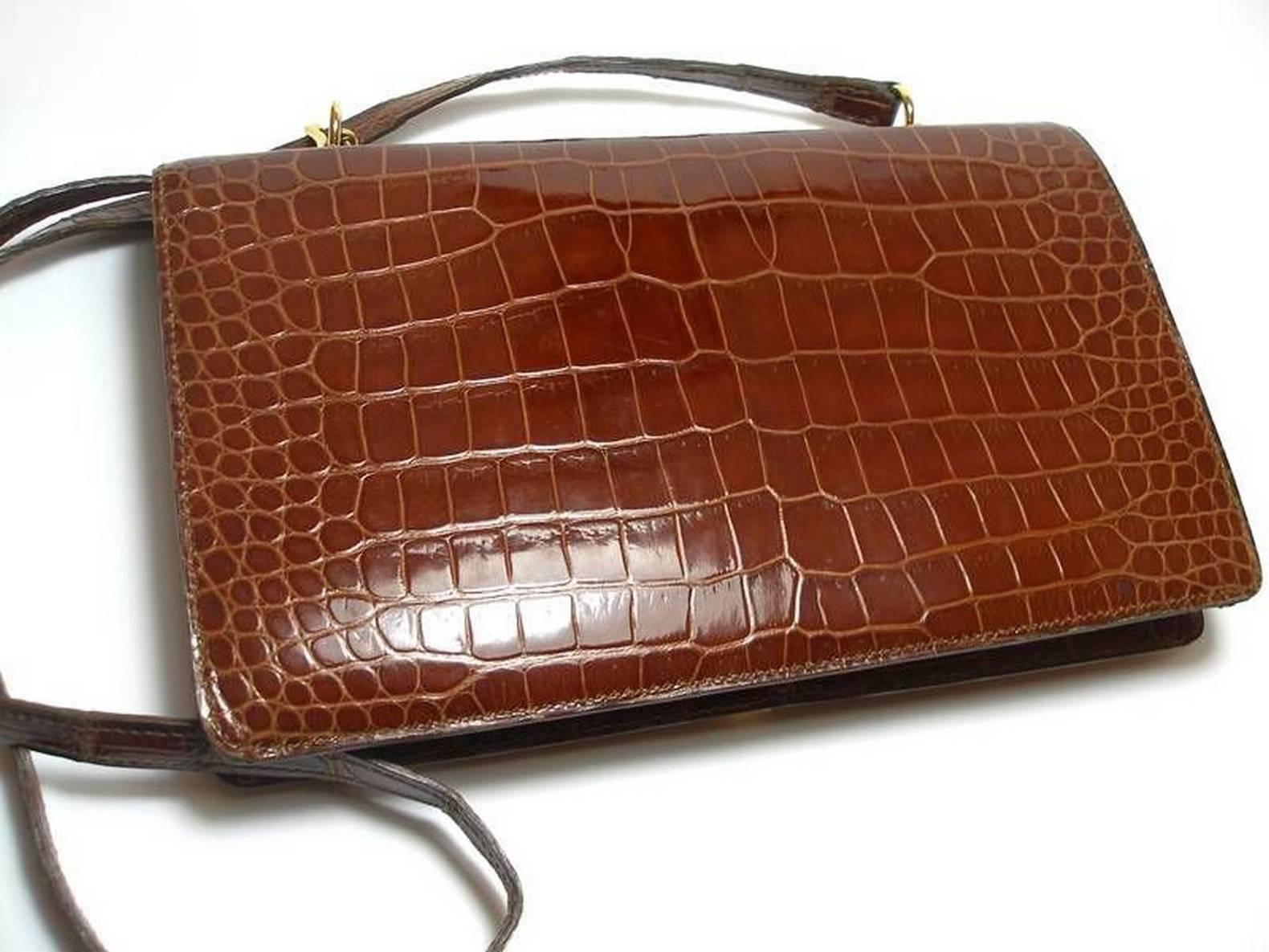 Magnific Vintage Crocodile Leather Bag / No Brand  For Sale 2