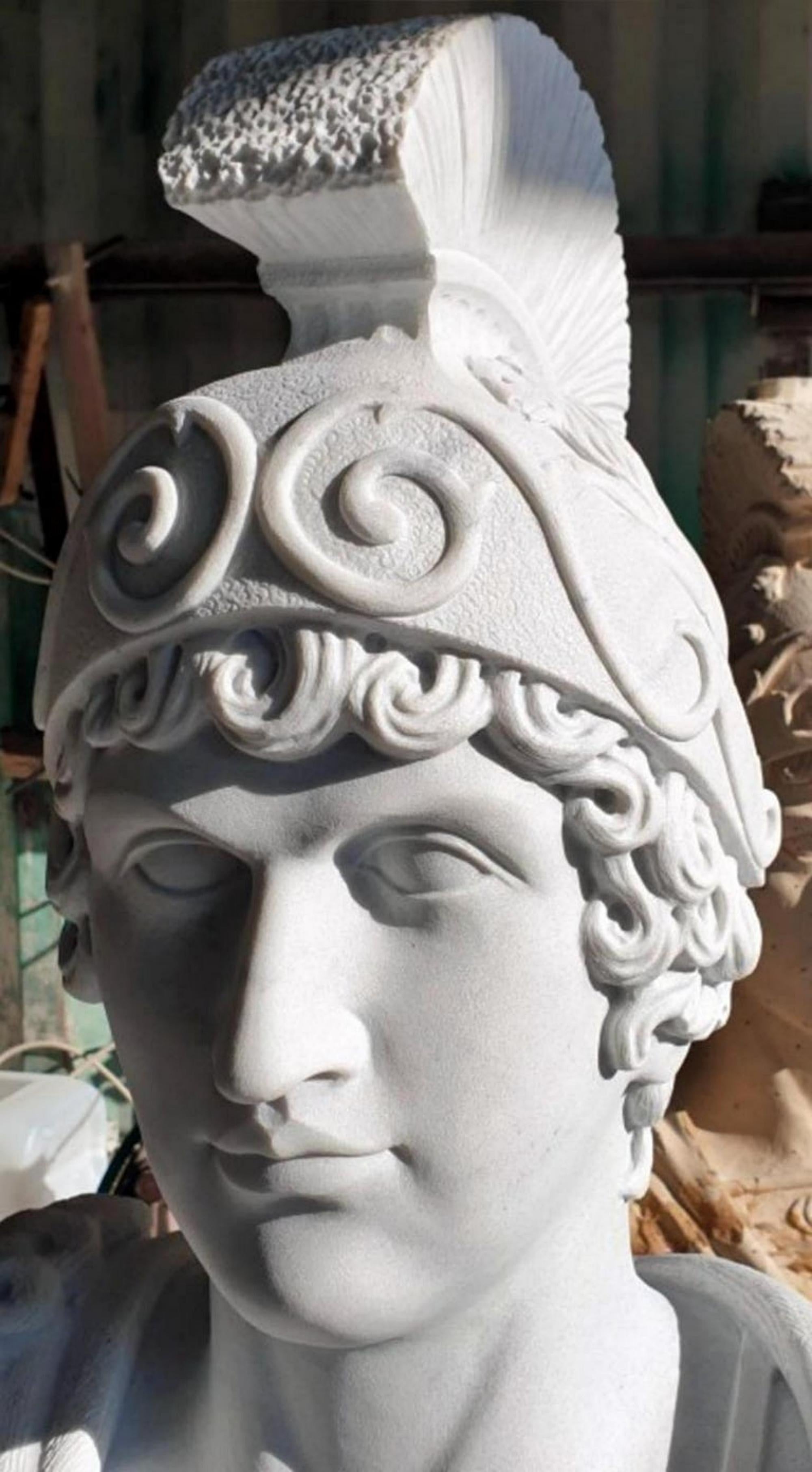 Magnifican Alexander the Great Bust of Carrara White Marble, 20th Century In Good Condition For Sale In Madrid, ES