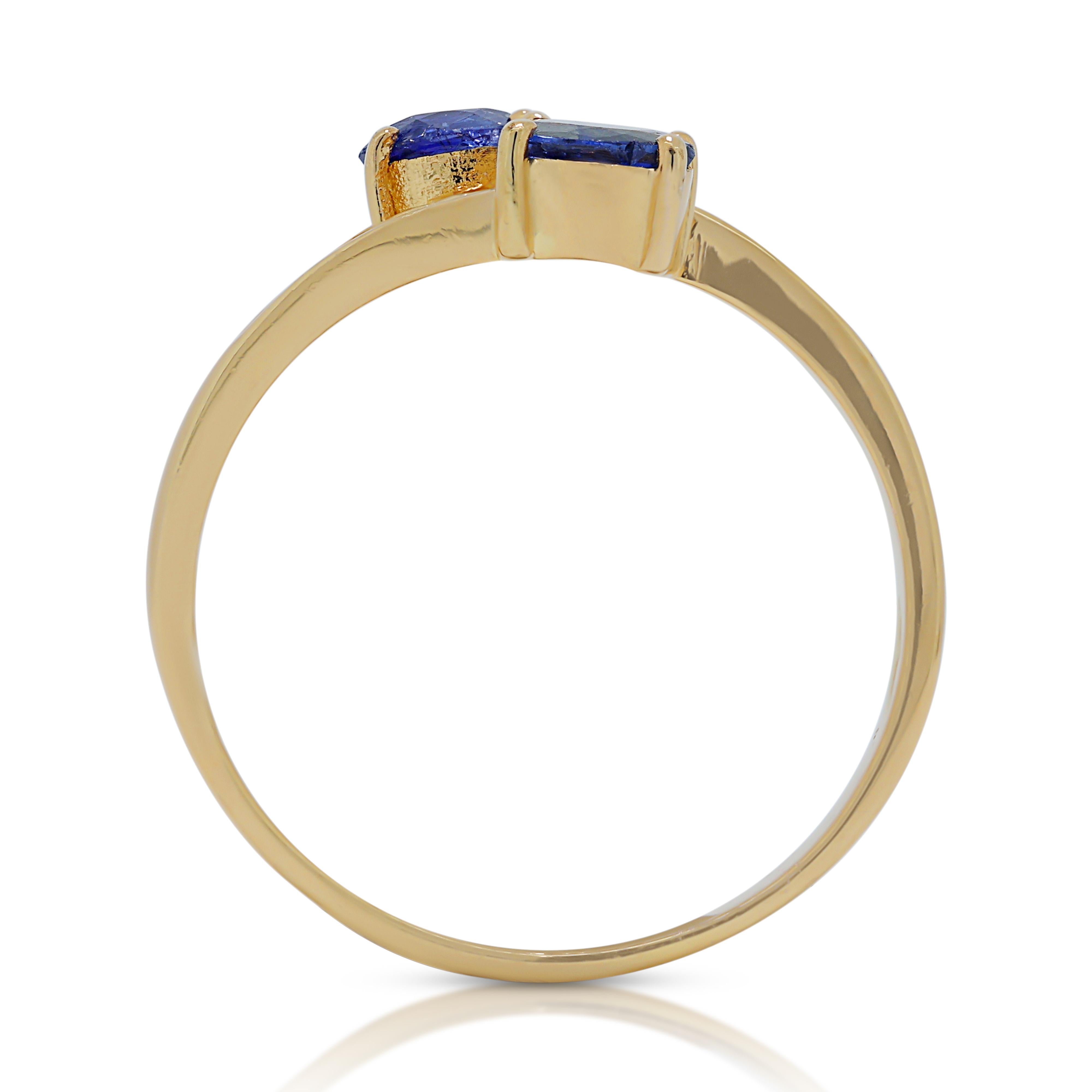Women's Magnificent 0.48ct Sapphires Cluster Ring with Side Diamonds in 20K Yellow Gold For Sale