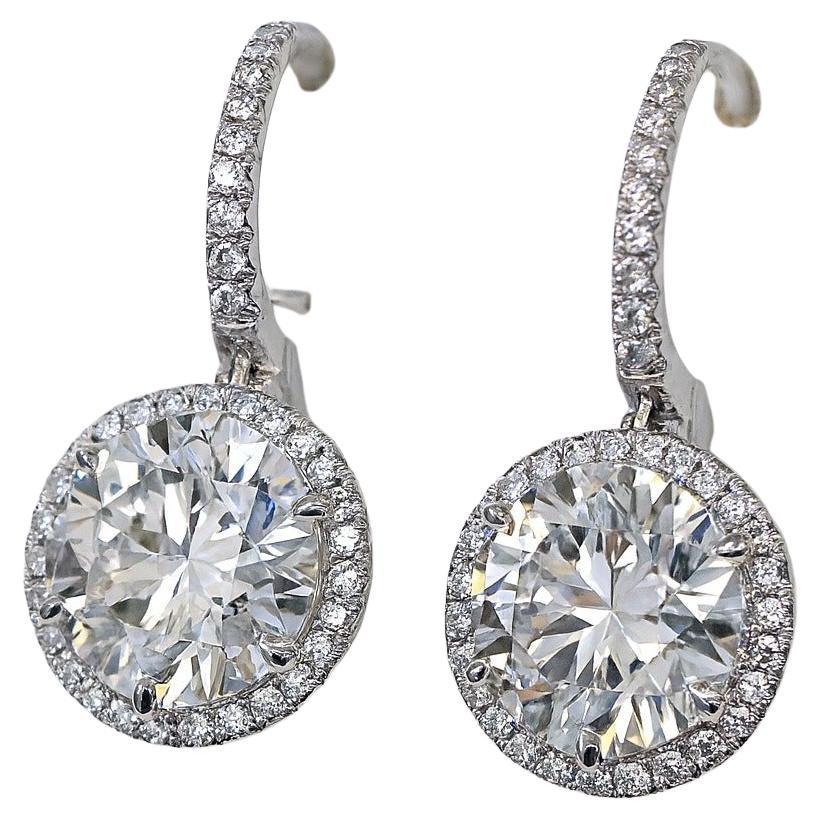 Magnifici orecchini a goccia con diamanti tondi e brillanti certificati GIA da 10,72 carati in vendita