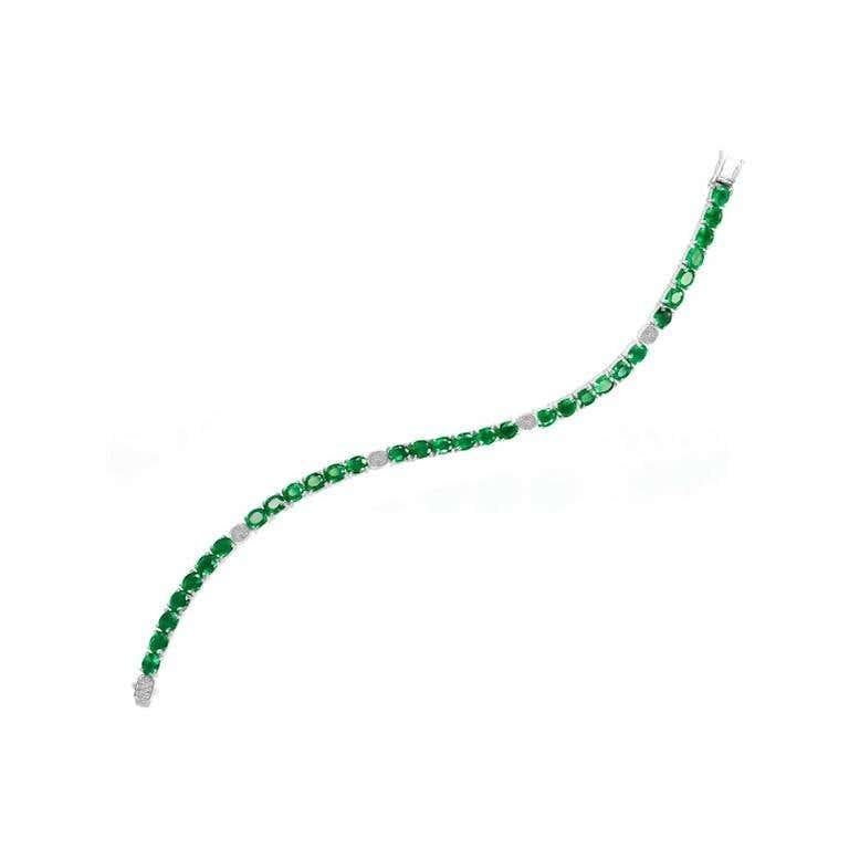 Bracelet Gold 14 K 

Diamond 38-RND-0,2-G/VS1A
Emerald 32-10,24ct

Weight 14,77 grams

With a heritage of ancient fine Swiss jewelry traditions, NATKINA is a Geneva based jewellery brand, which creates modern jewellery masterpieces suitable for