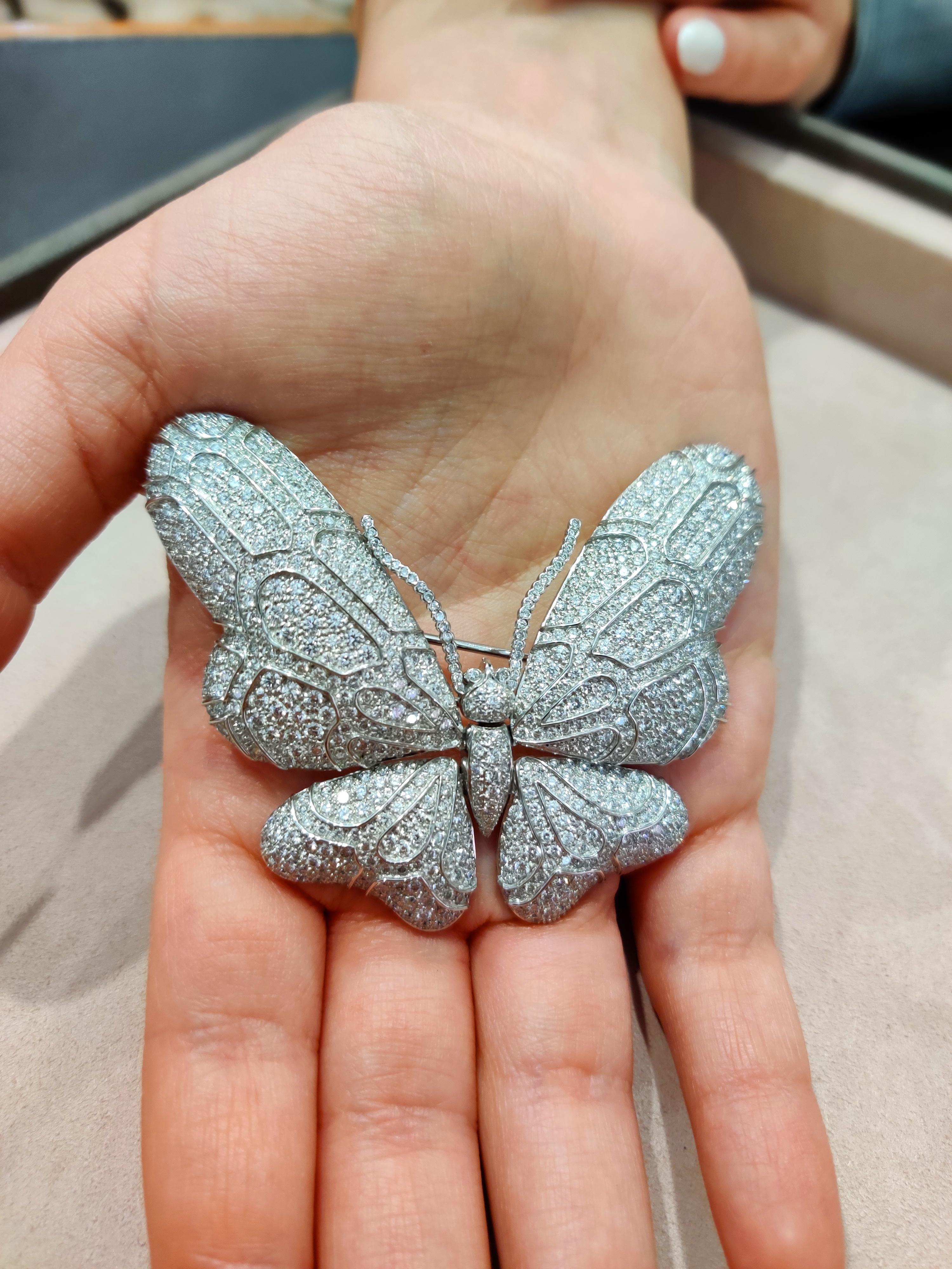 Magnificent 12.15 Carat Diamond Butterfly Brooch By Chatila In New Condition For Sale In London, GB