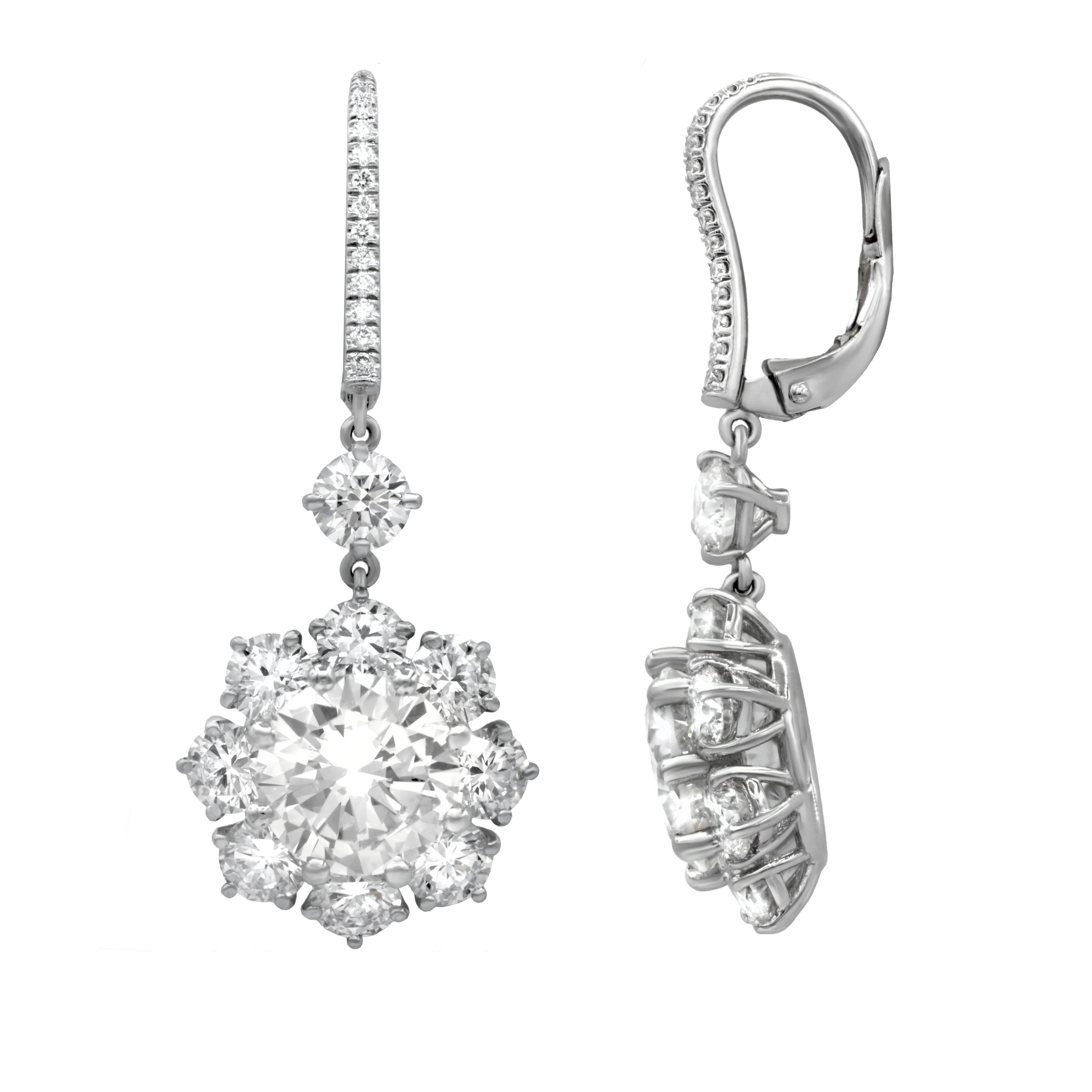 Magnificent 12.17 Carat Round Diamond Earrings In New Condition For Sale In New York, NY