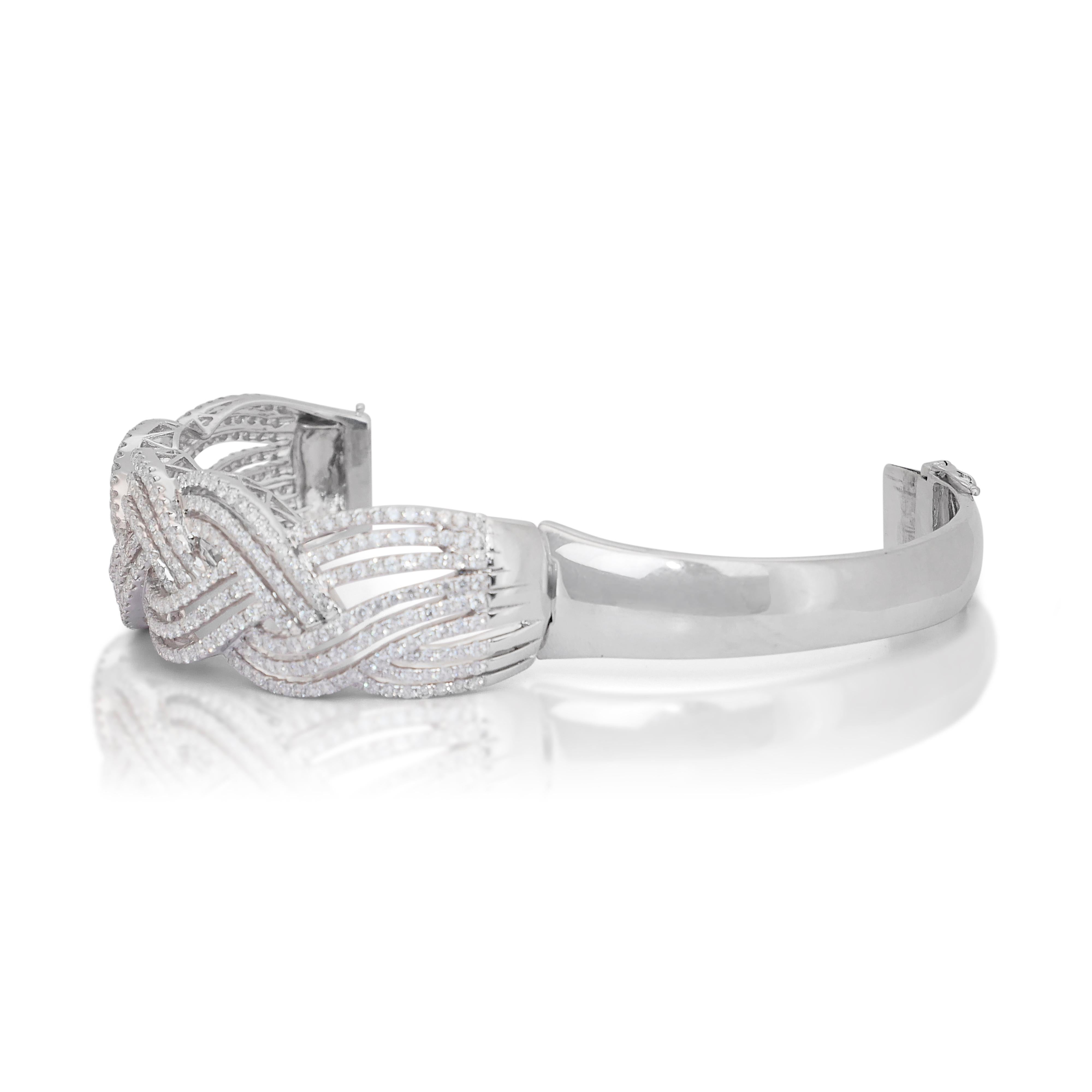 Magnificent 13.00ct Diamonds Bracelet in 18k White Gold - IGI Certified 3