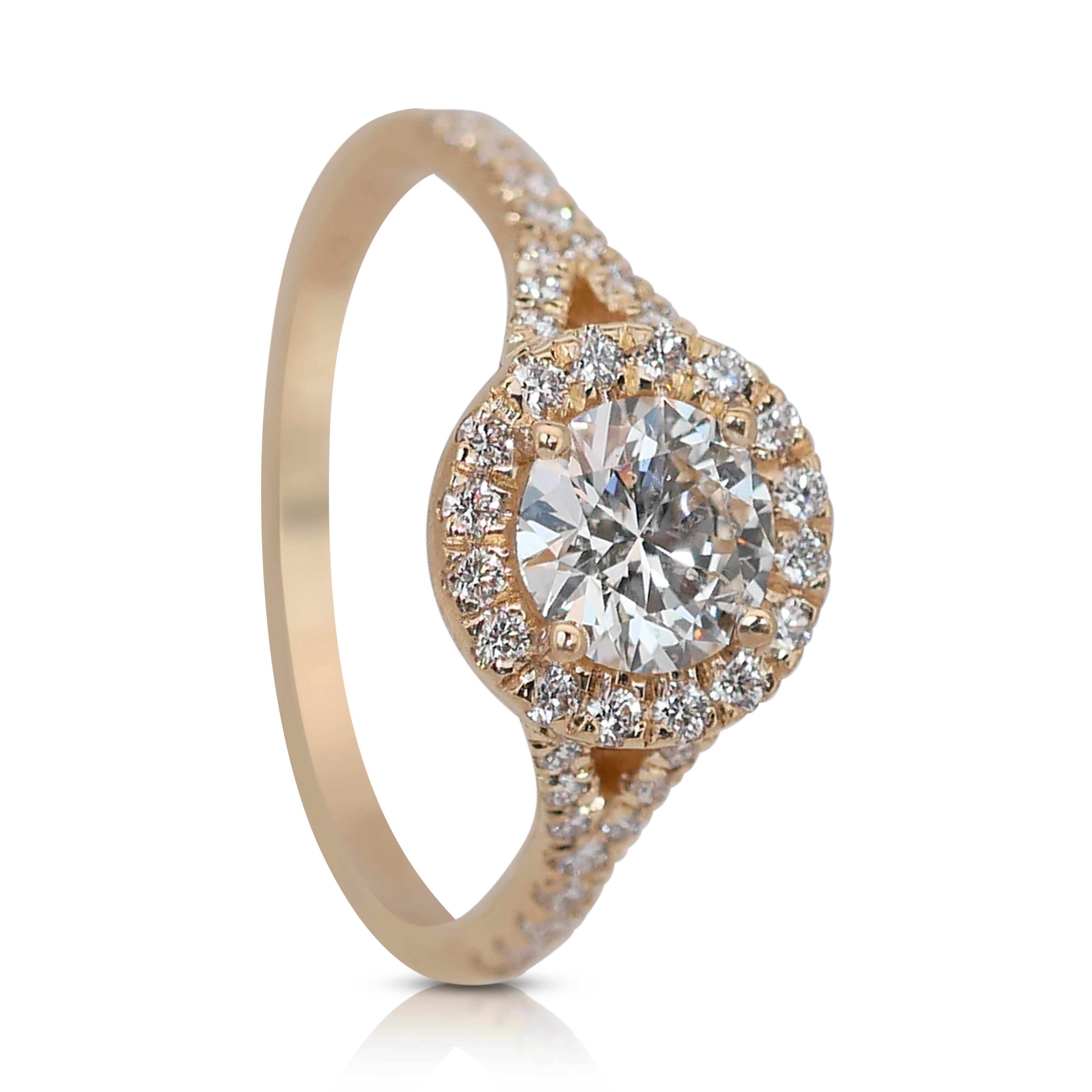 Magnificent 1.31ct Triple Excellent Ideal Cut Diamonds Halo Ring - GIA Certified In New Condition In רמת גן, IL